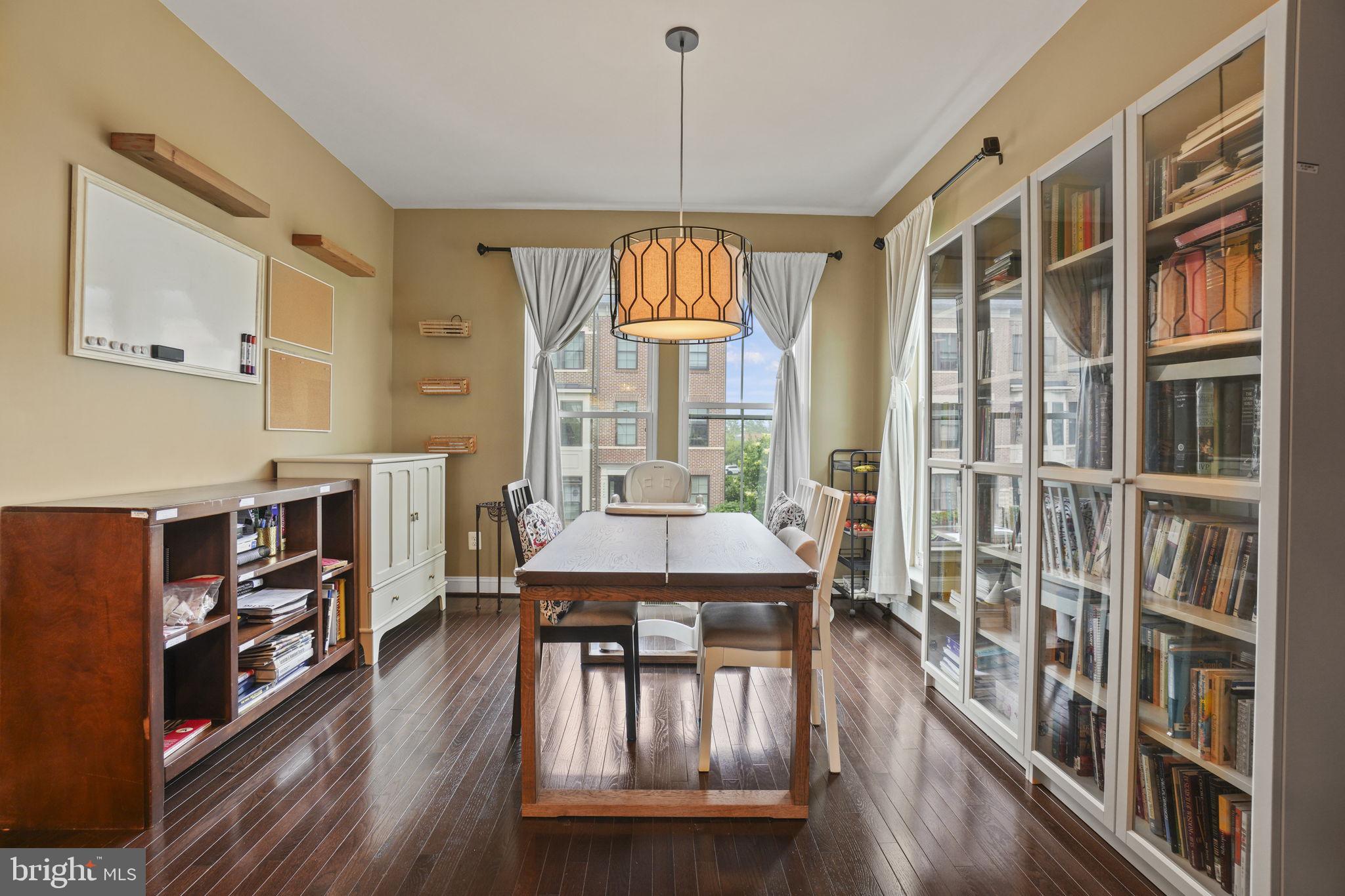 ONE LOUDOUN LANDBAY C - Residential Lease