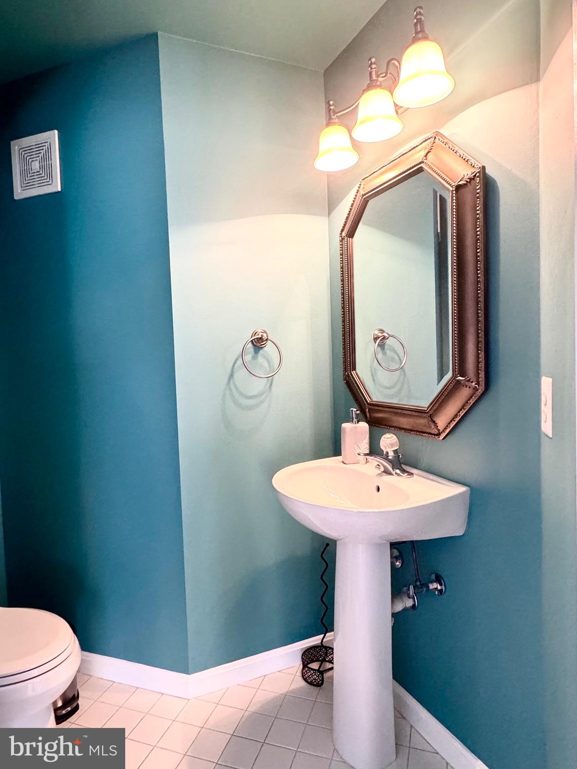 VILLAGE AT FALLS CHURCH - Residential Lease