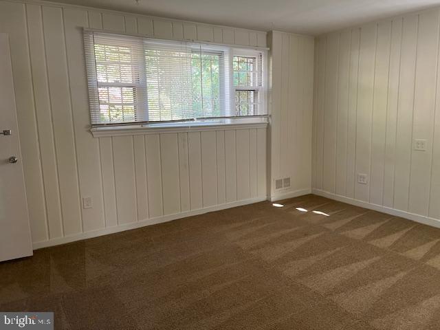 ROCK CREEK FOREST - Residential Lease