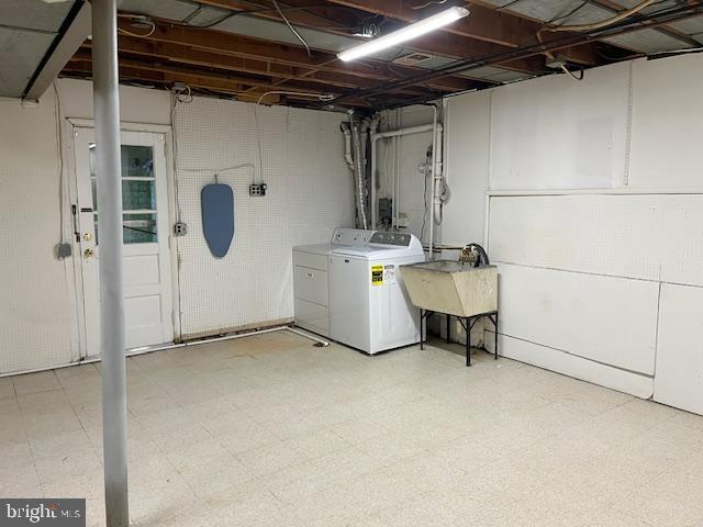 ROCK CREEK FOREST - Residential Lease