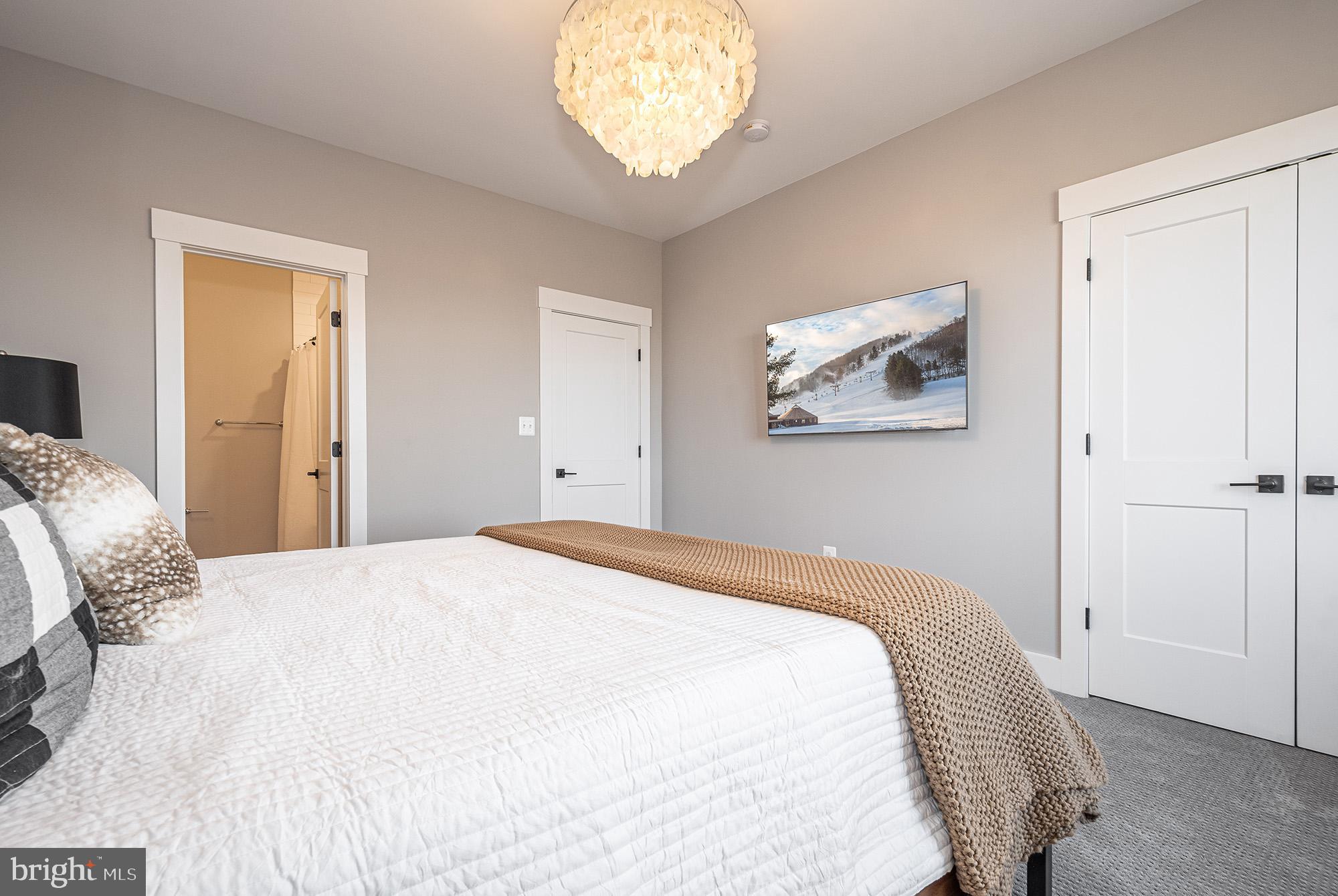 RIDGE RUN AT NORTH CAMP - Residential