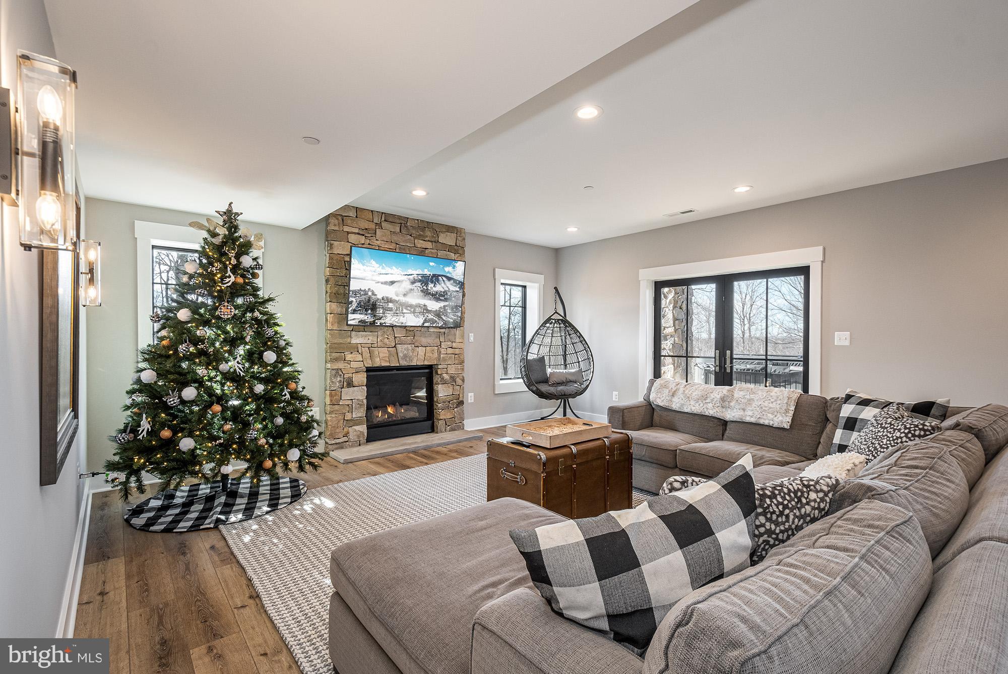 RIDGE RUN AT NORTH CAMP - Residential