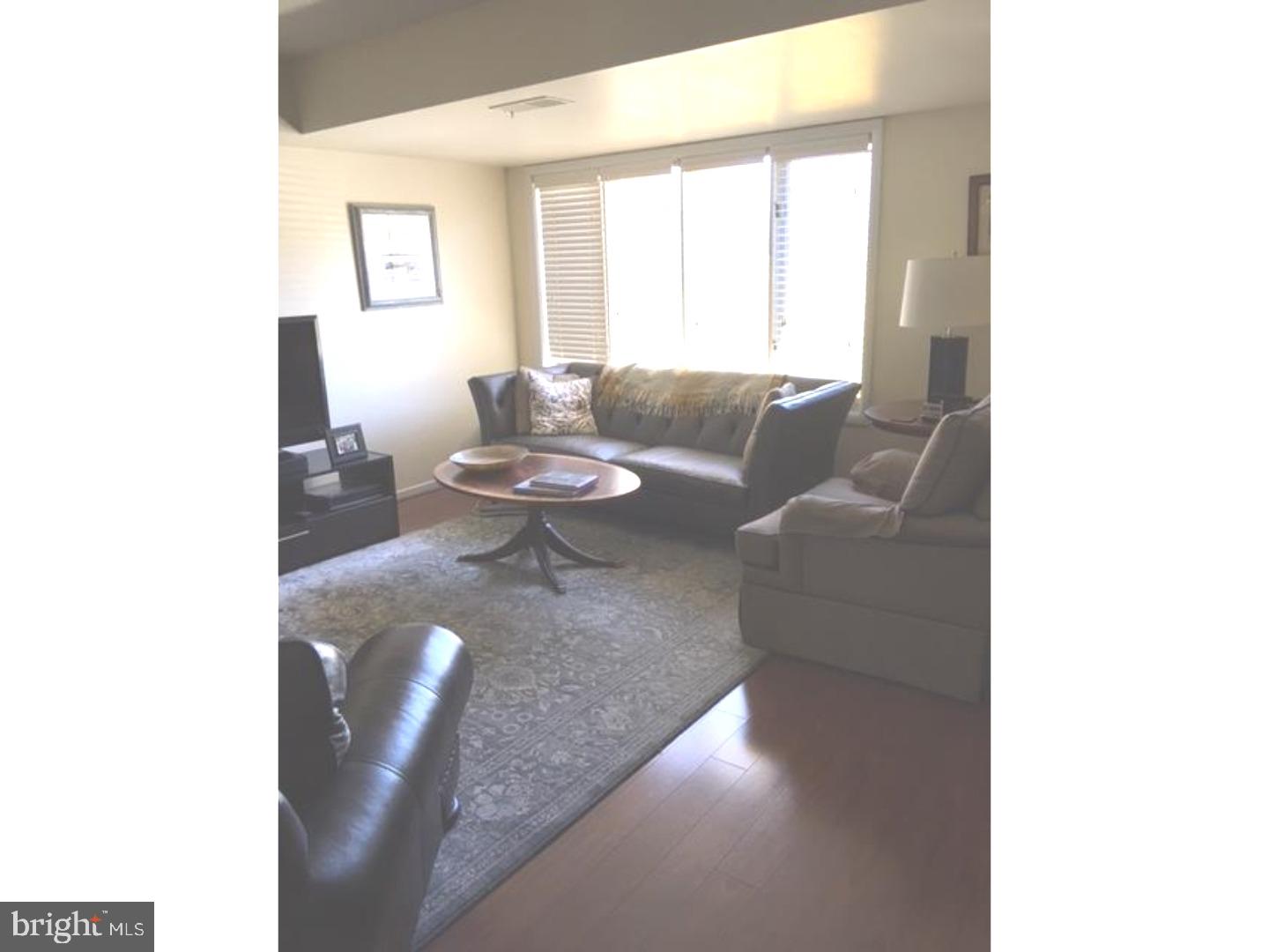 INGHAM MEWS - Residential Lease