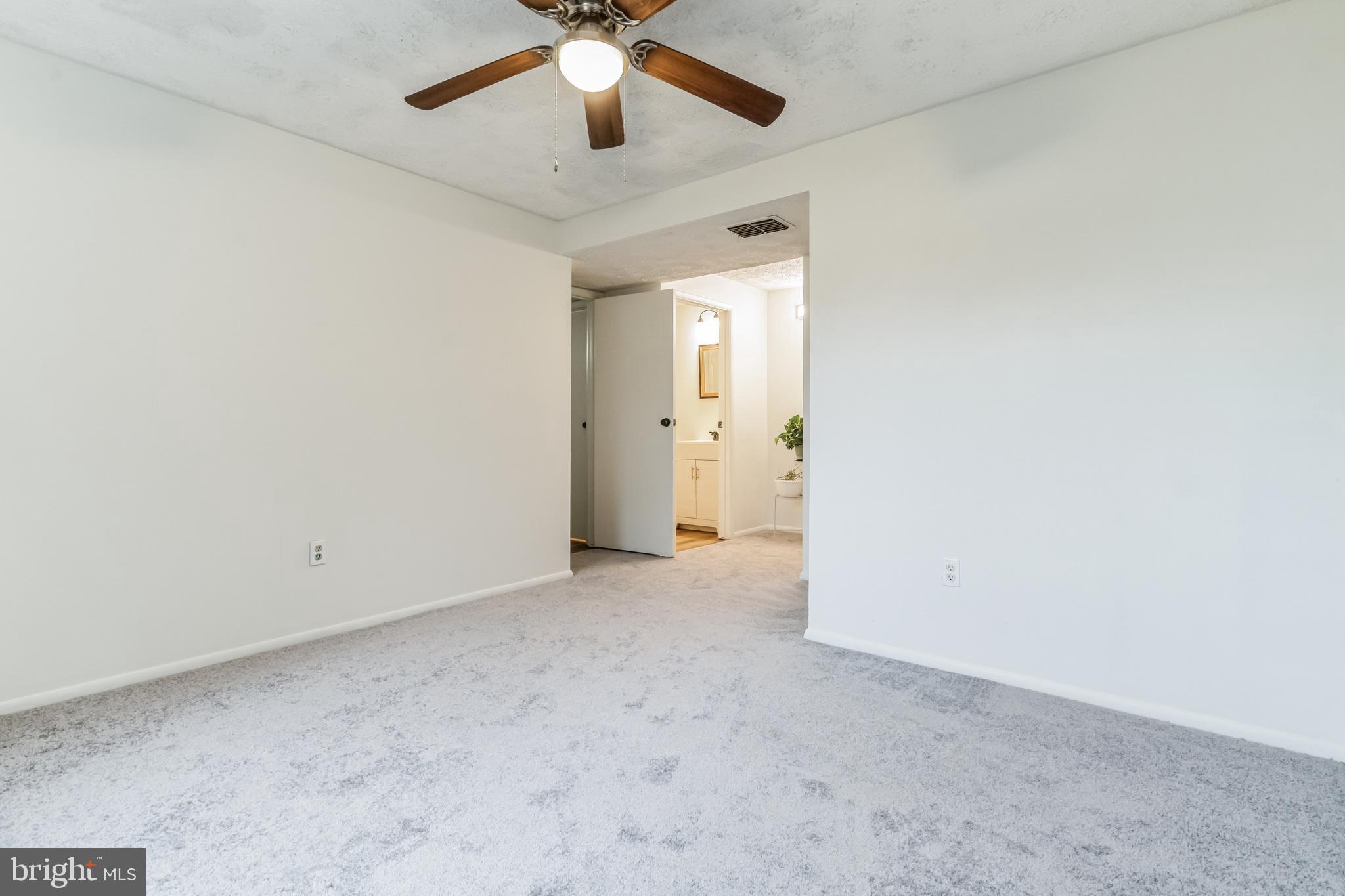 CHESTERFIELD - Residential