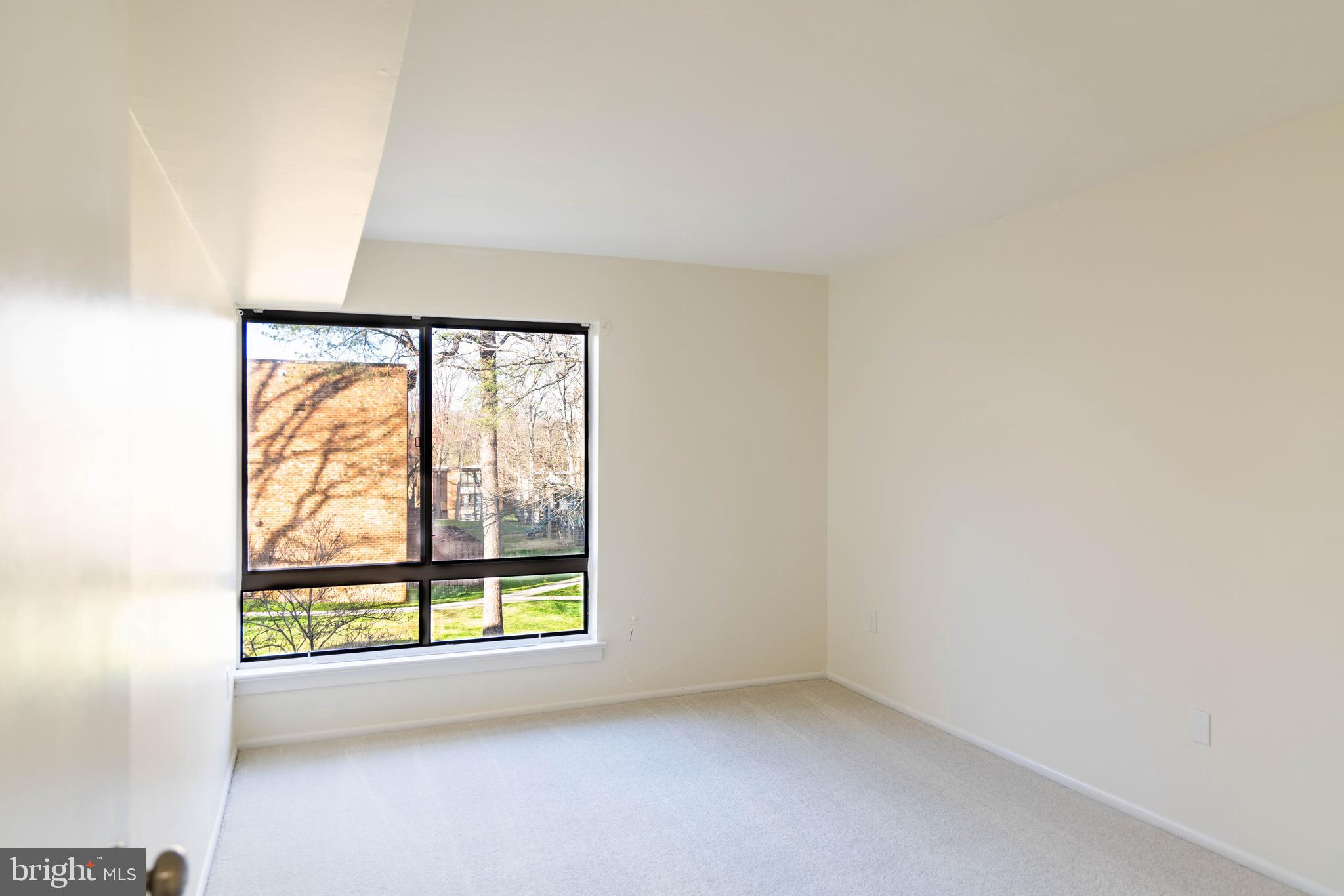 CHELSEA WOODS CONDO - Residential