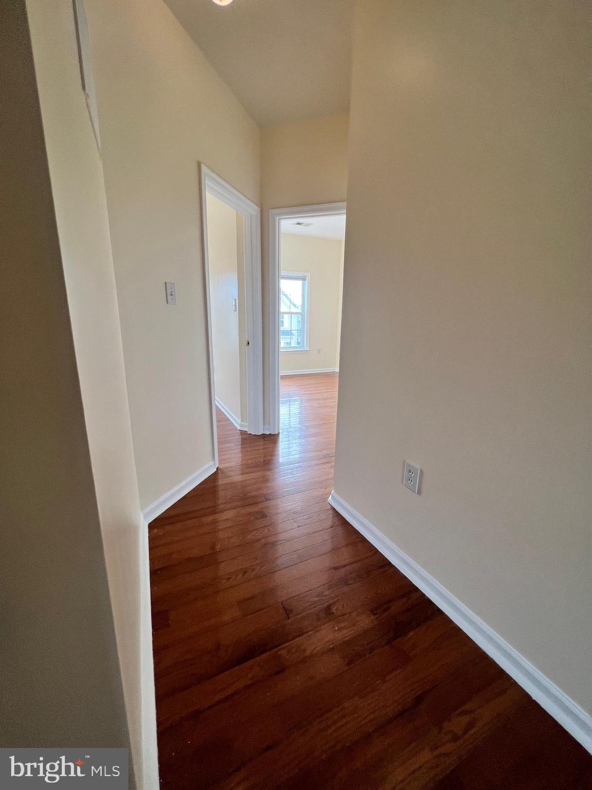 COUNTY GREEN - Residential Lease