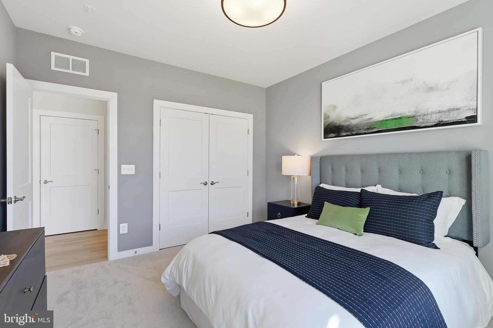 POTOMAC SHORES - Residential