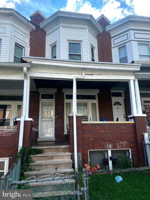Townhouse For Sale - 1136 N Longwood Street<br/> BALTIMORE, MD 21216