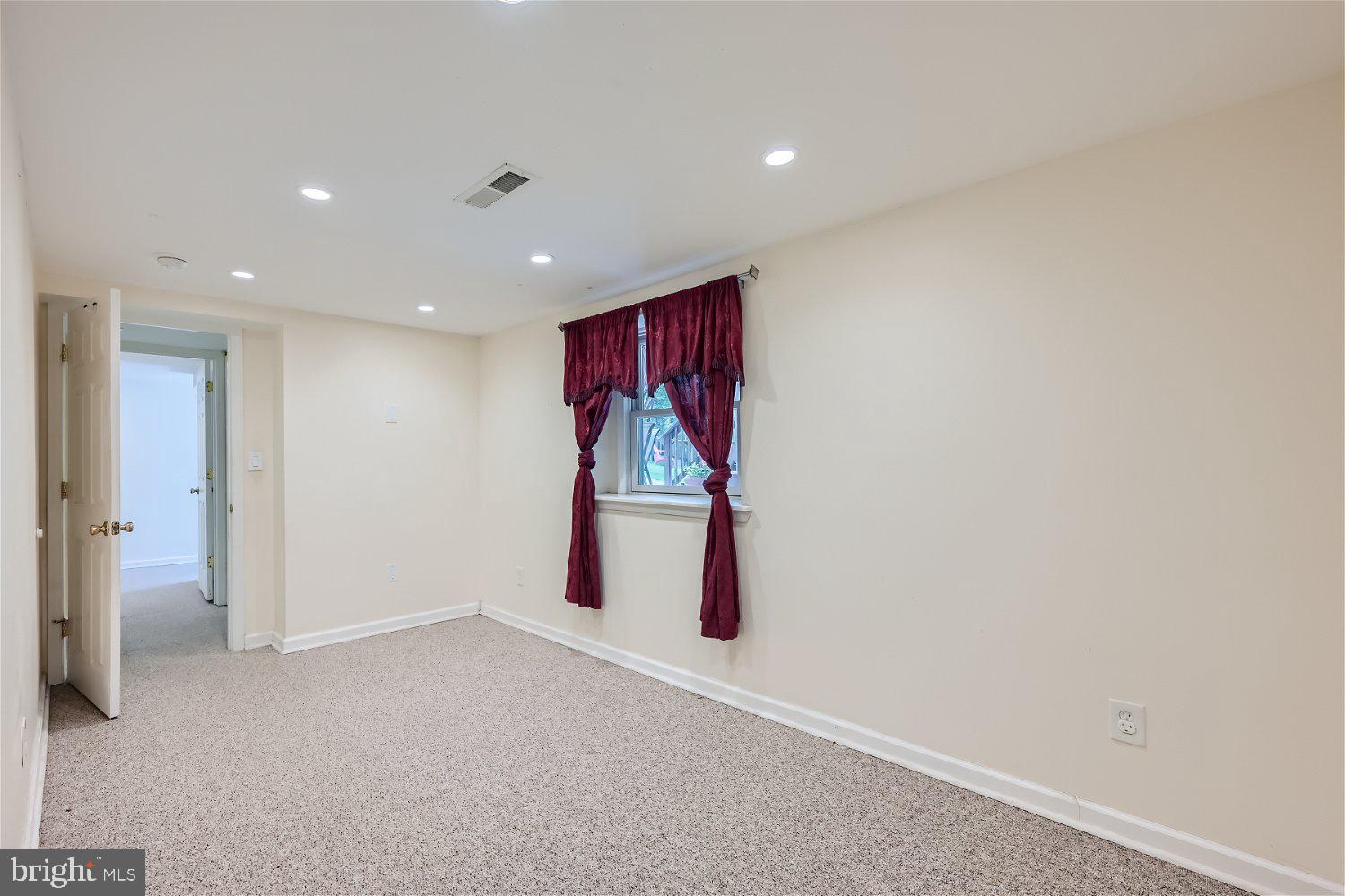 WORTHINGTON - Residential