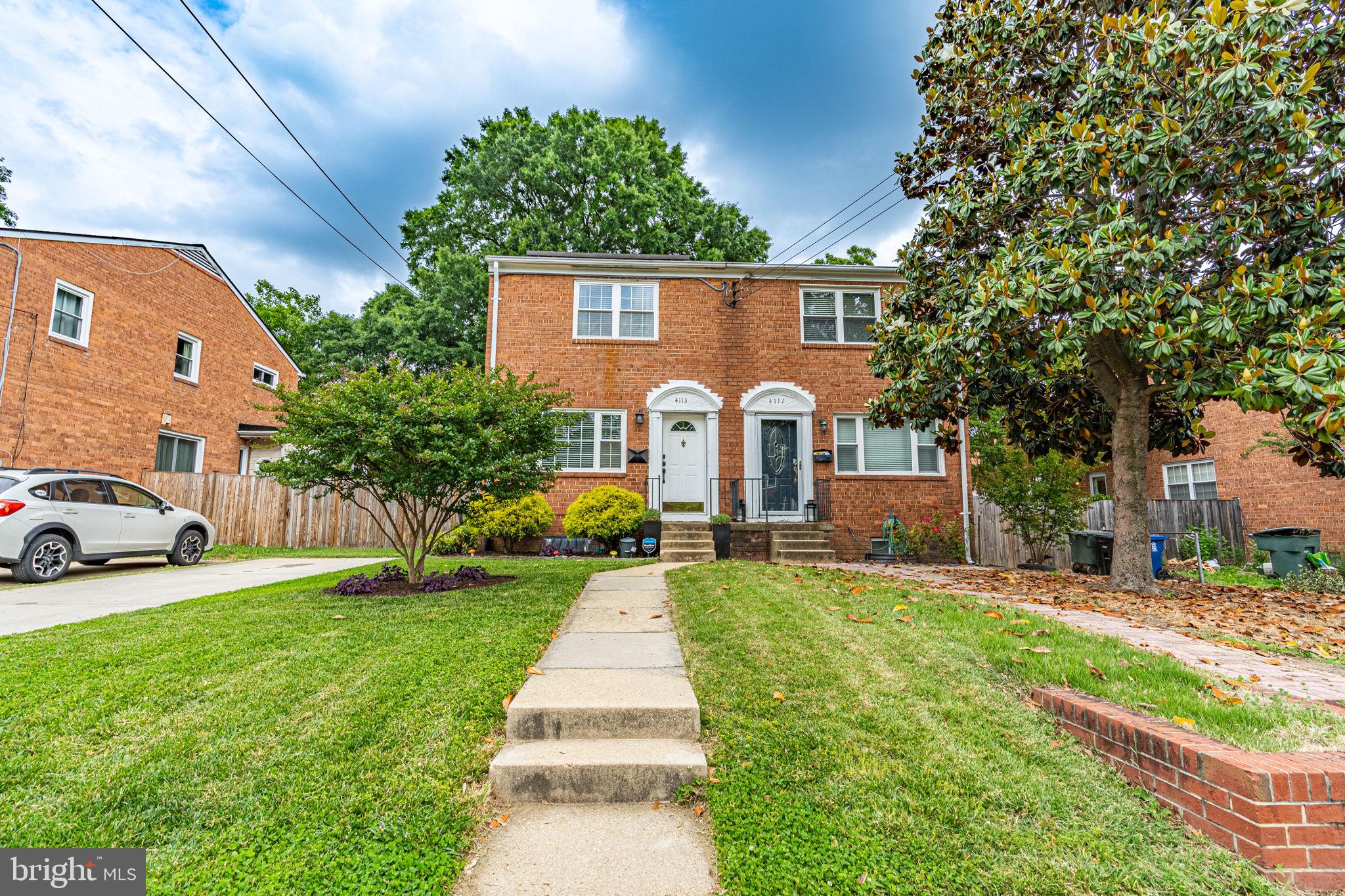 DUKE GARDENS - Residential Lease