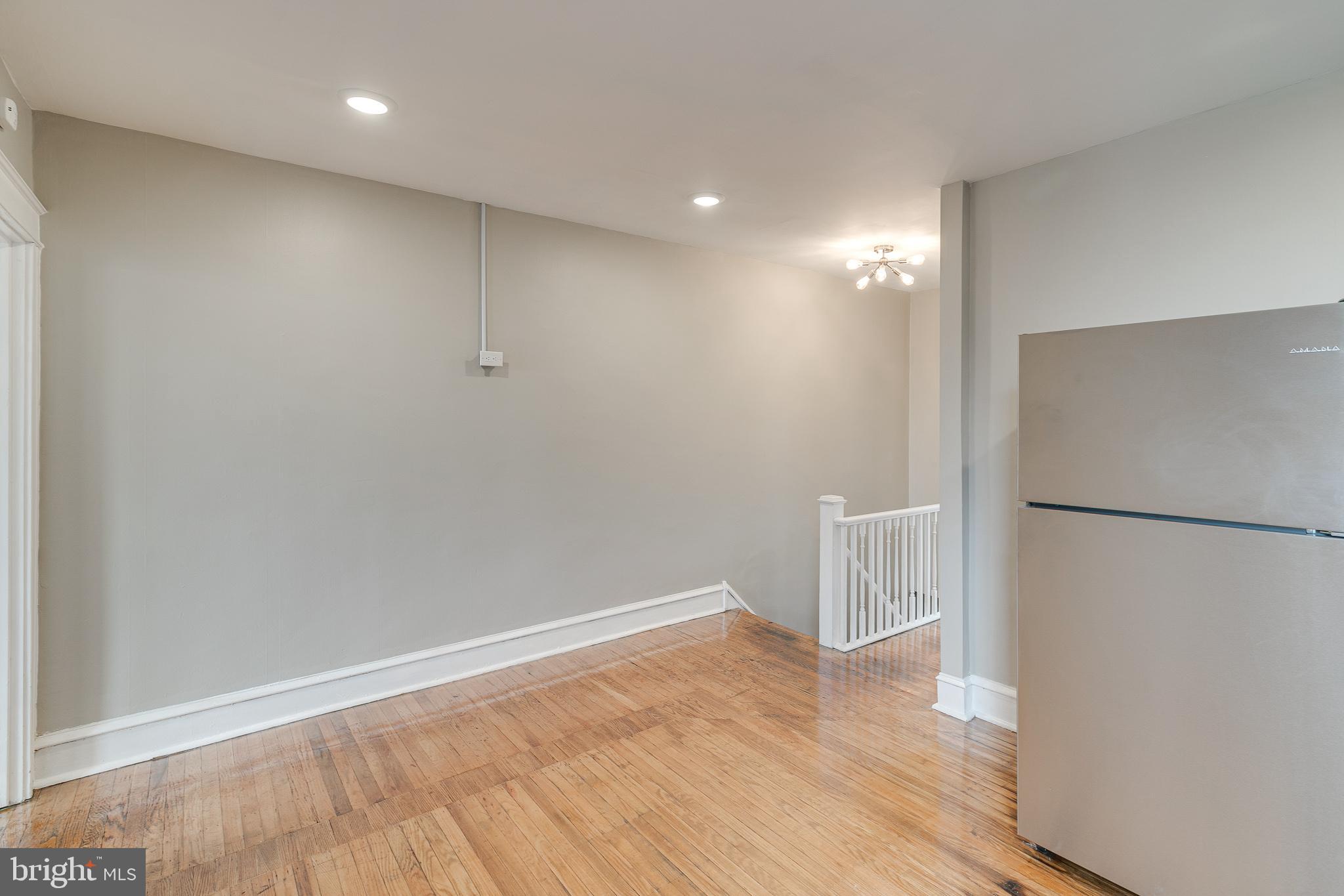 OXFORD CIRCLE - Residential Lease