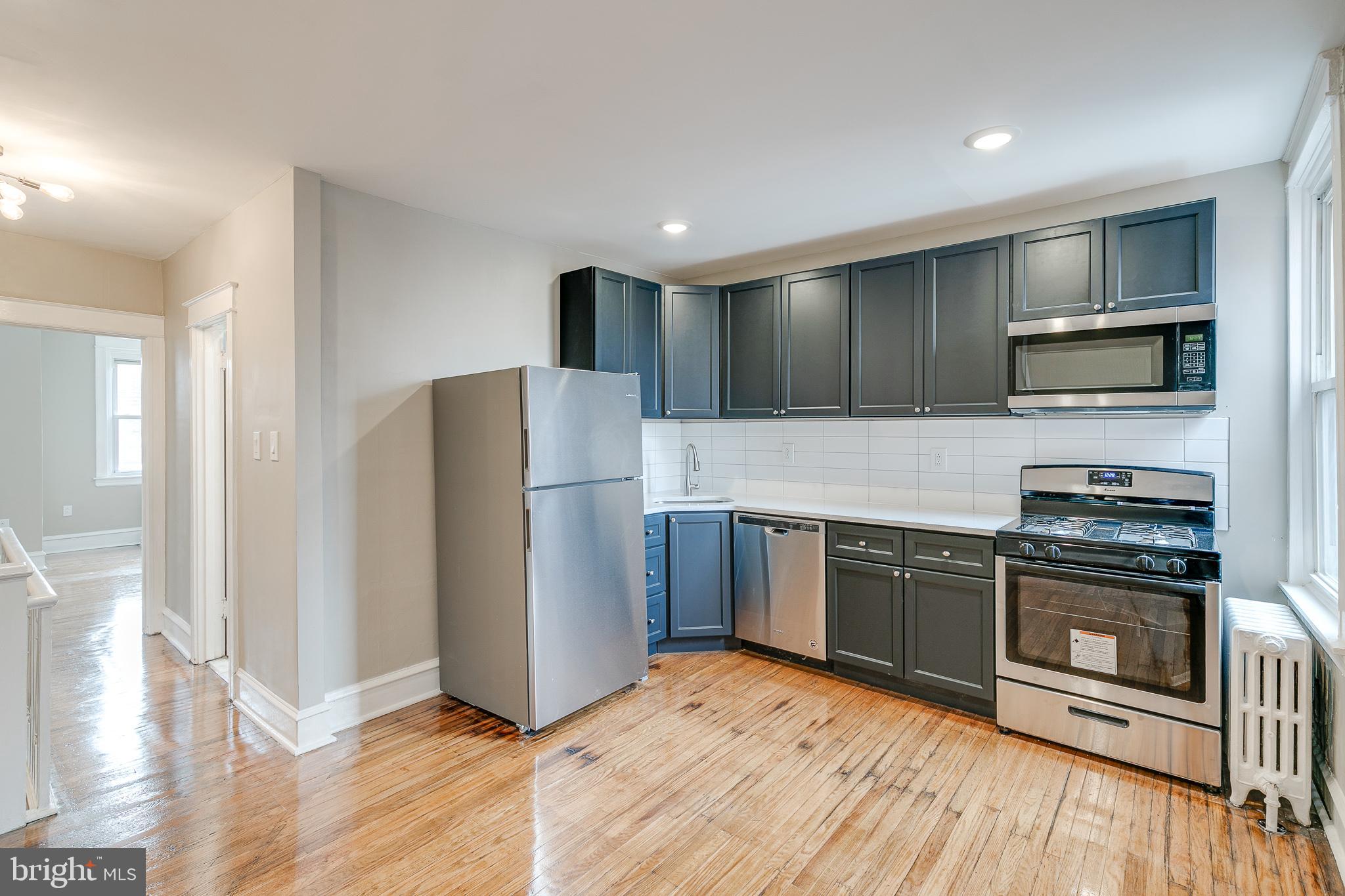 OXFORD CIRCLE - Residential Lease