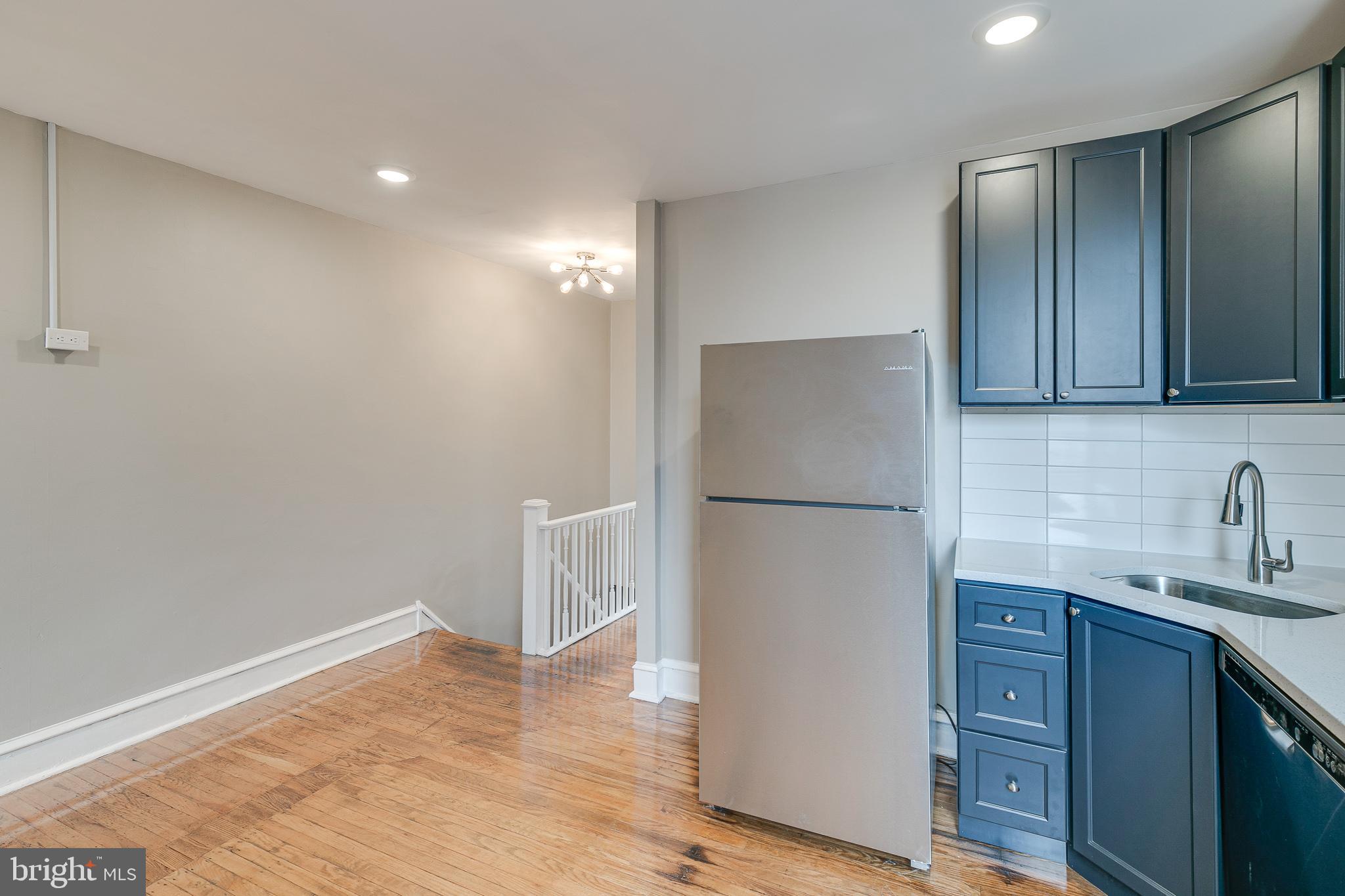 OXFORD CIRCLE - Residential Lease