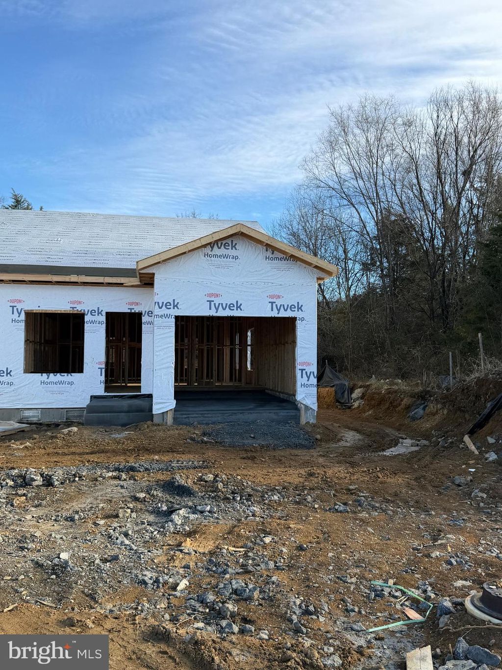 Photo of 341 Lora Drive, WOODSTOCK, VA 22664 (MLS # VASH2013358)