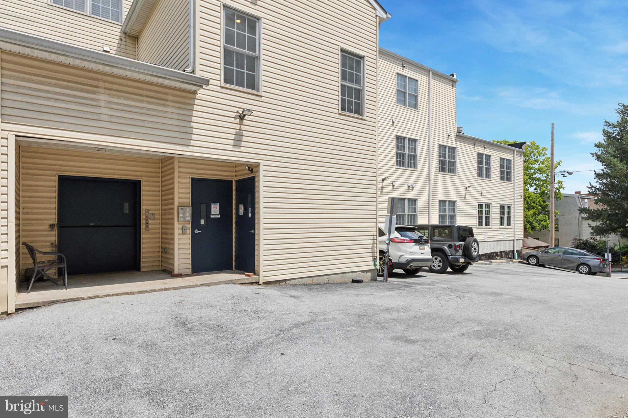 134 BRIDGE STREET 204