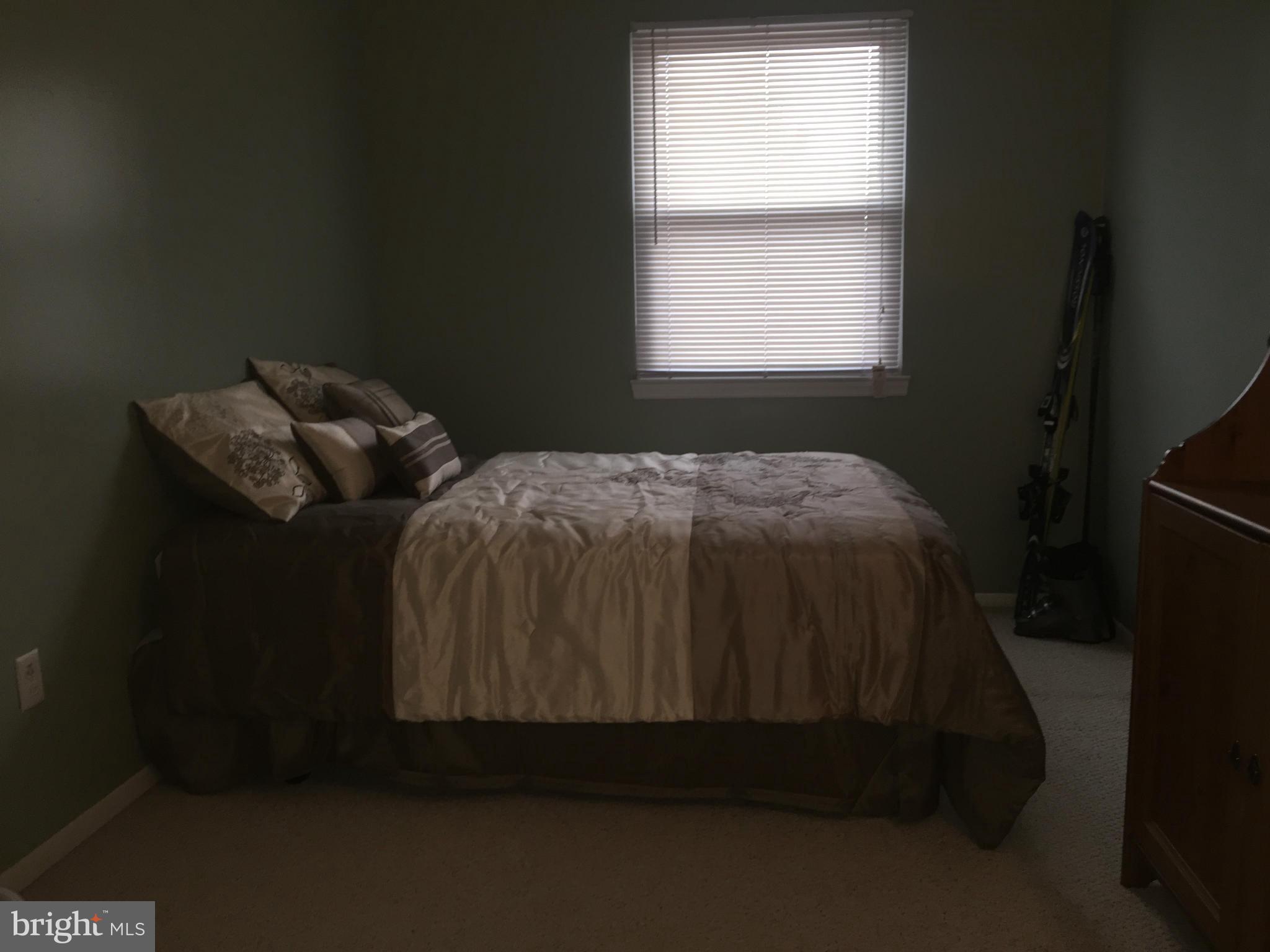 LEXINGTON RUN - Residential