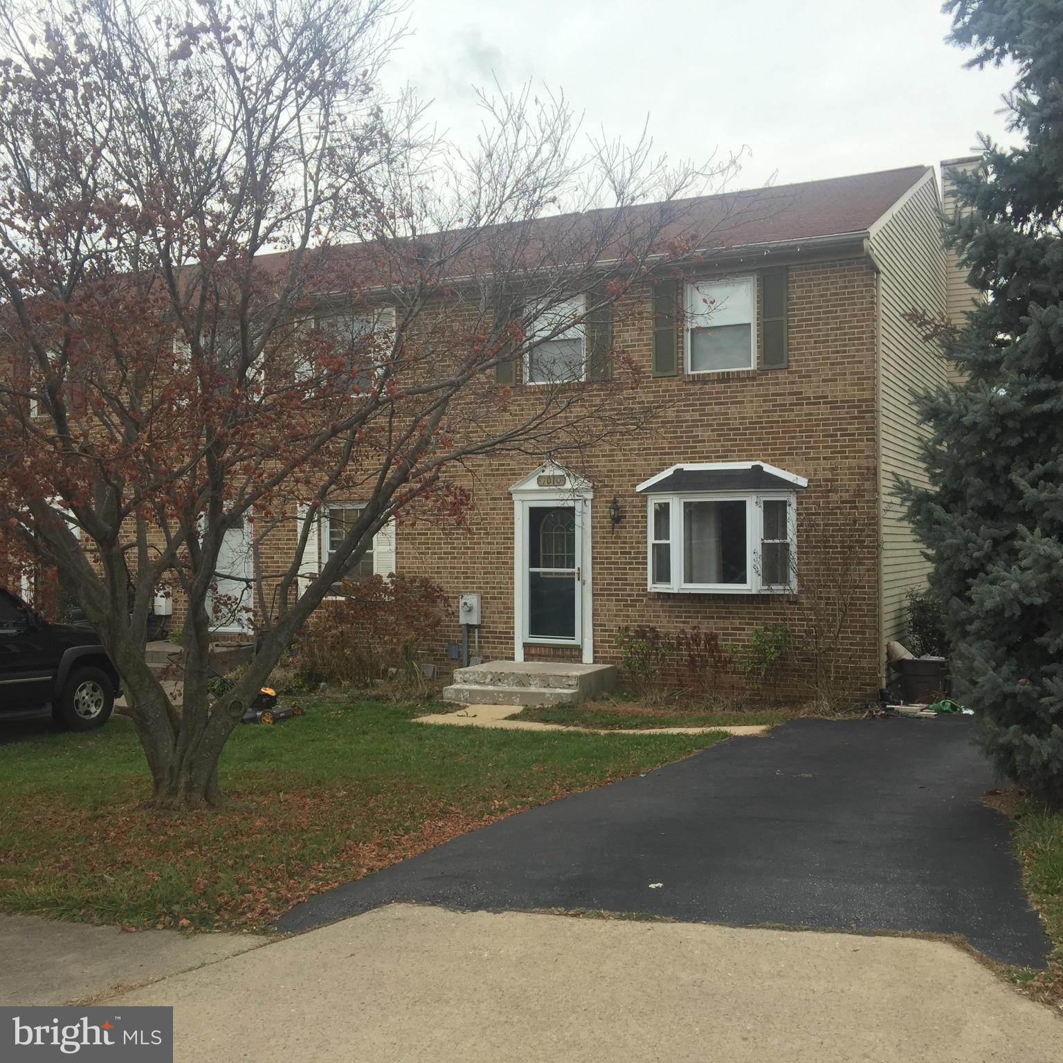 LEXINGTON RUN - Residential