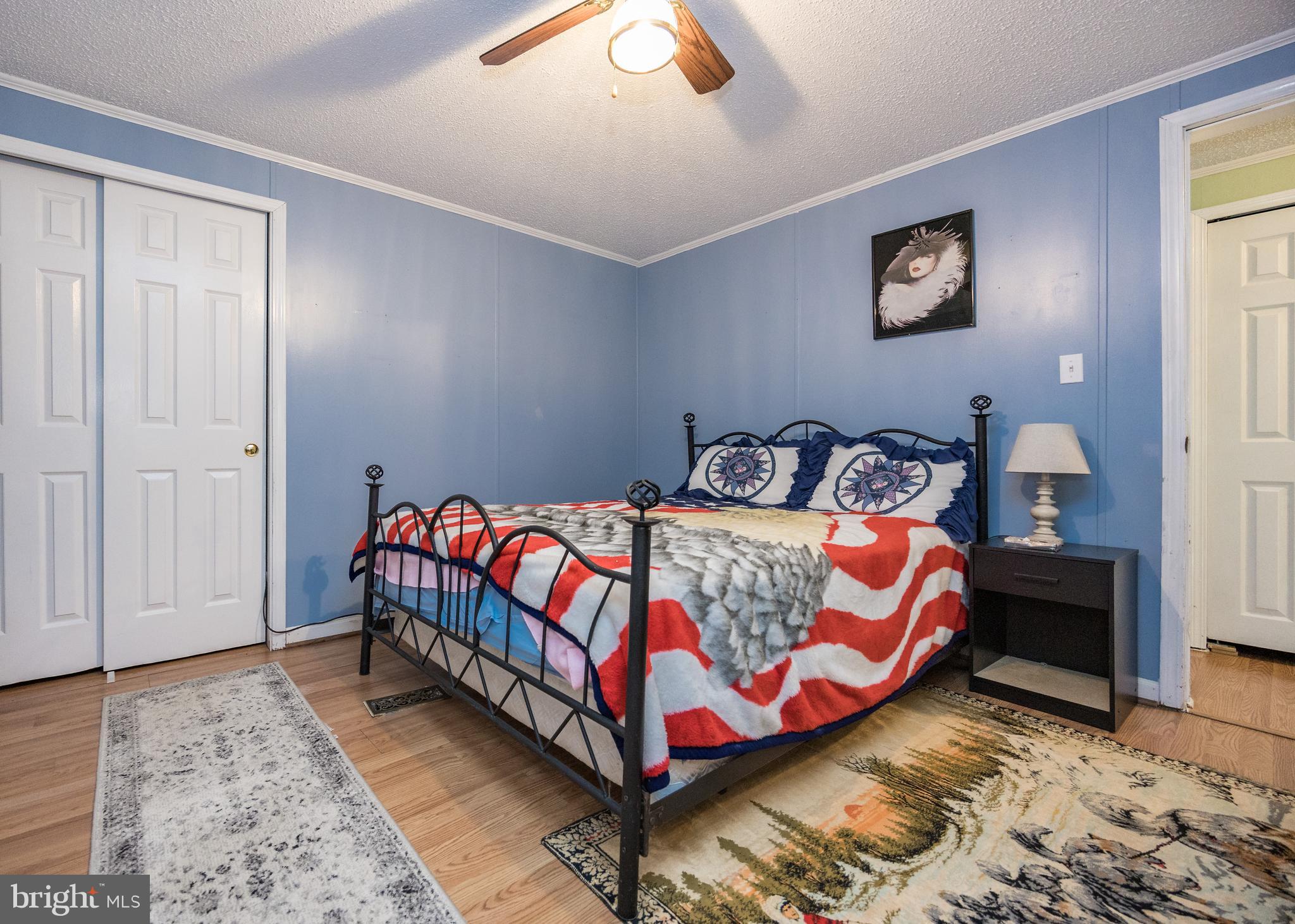 MURRAY MANOR - Residential