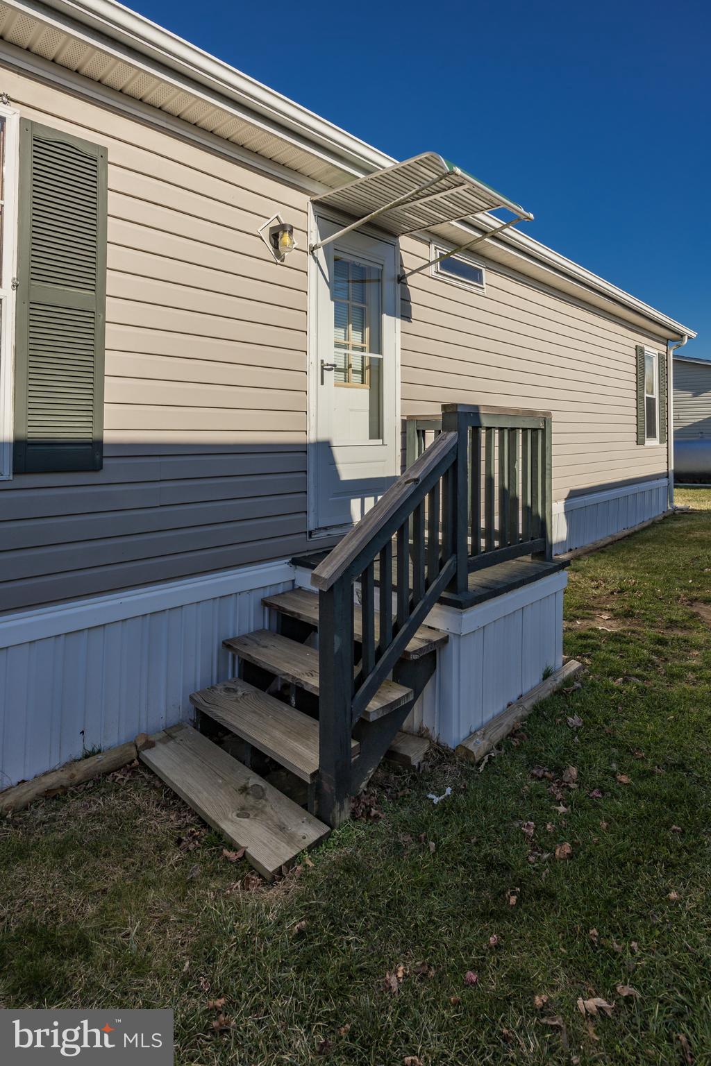 MURRAY MANOR - Residential