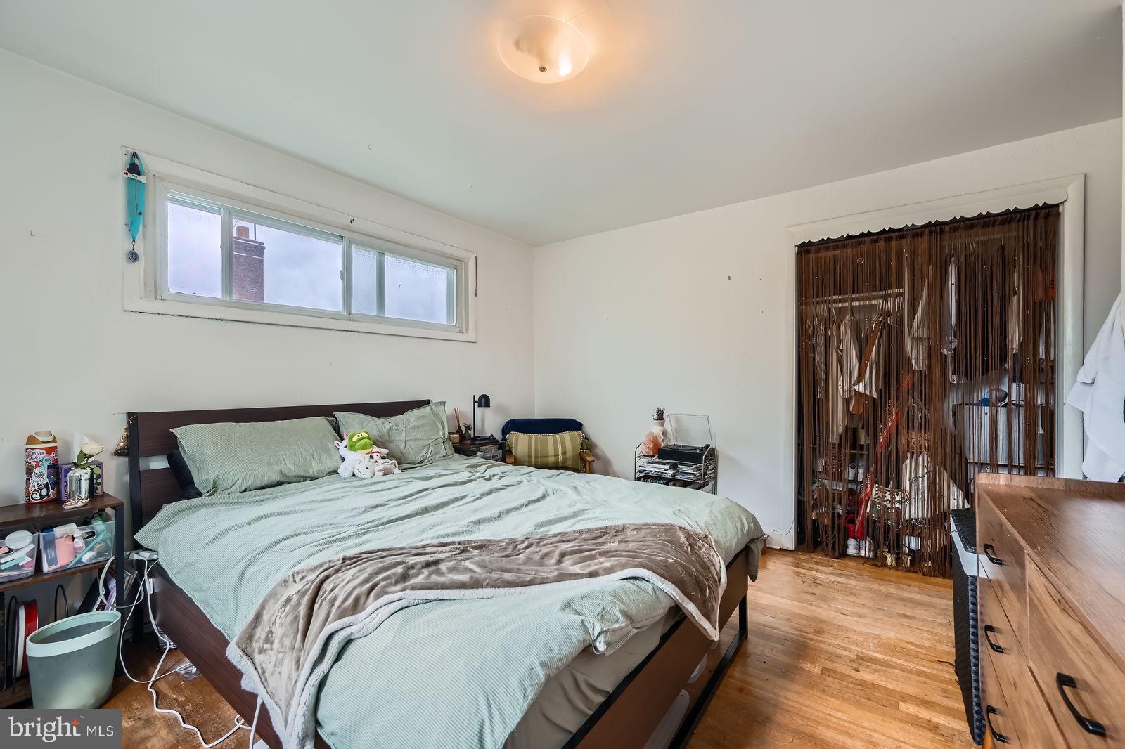 CHINQUAPIN PARK - Residential