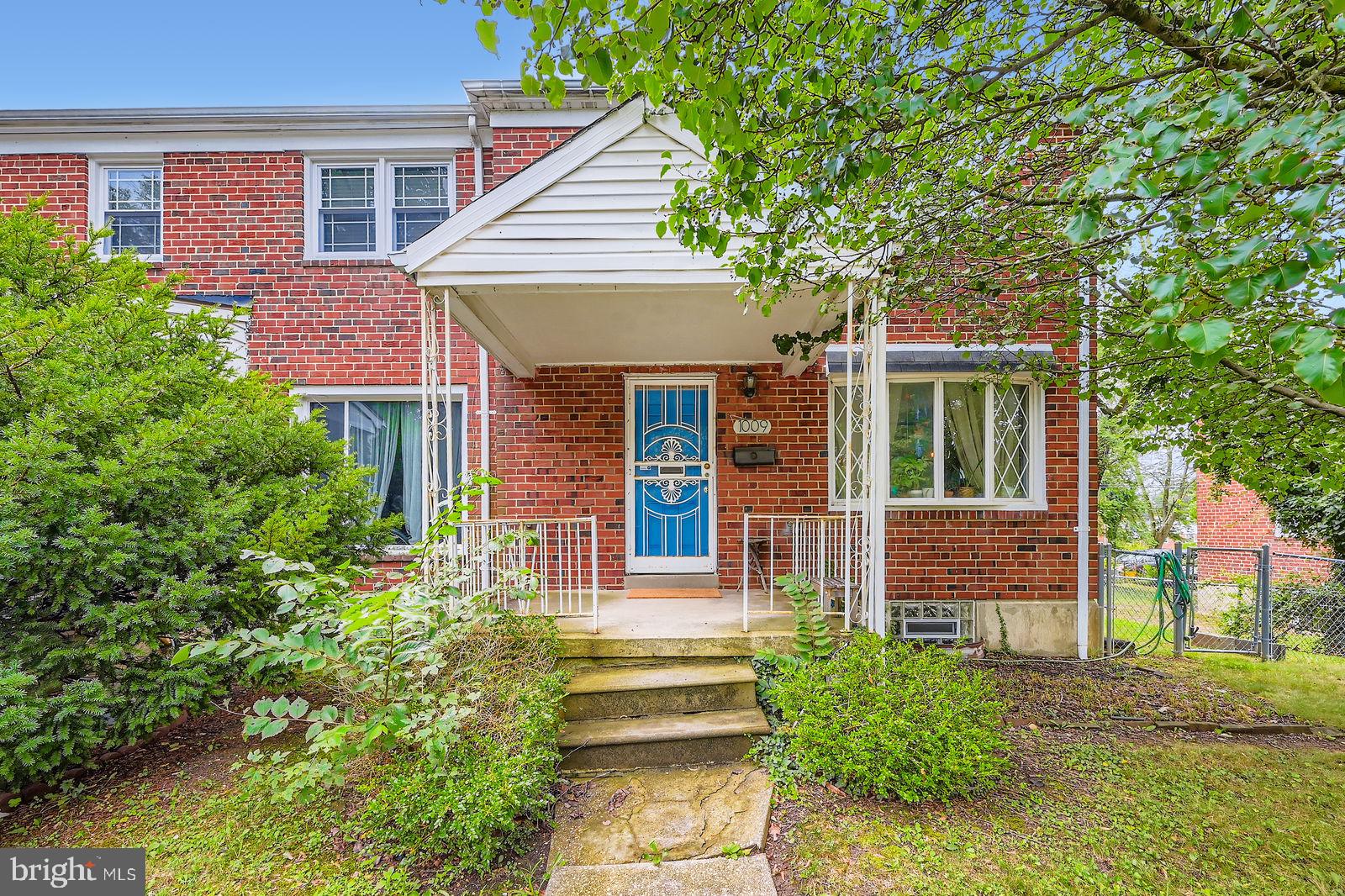 CHINQUAPIN PARK - Residential