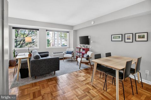 1801 CLYDESDALE PLACE NW 323 WASHINGTON DC 20009