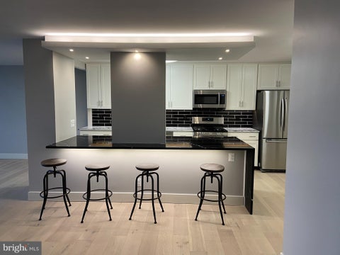 Condo For Rent - 5101 River Road #1201<br/> BETHESDA, MD 20816