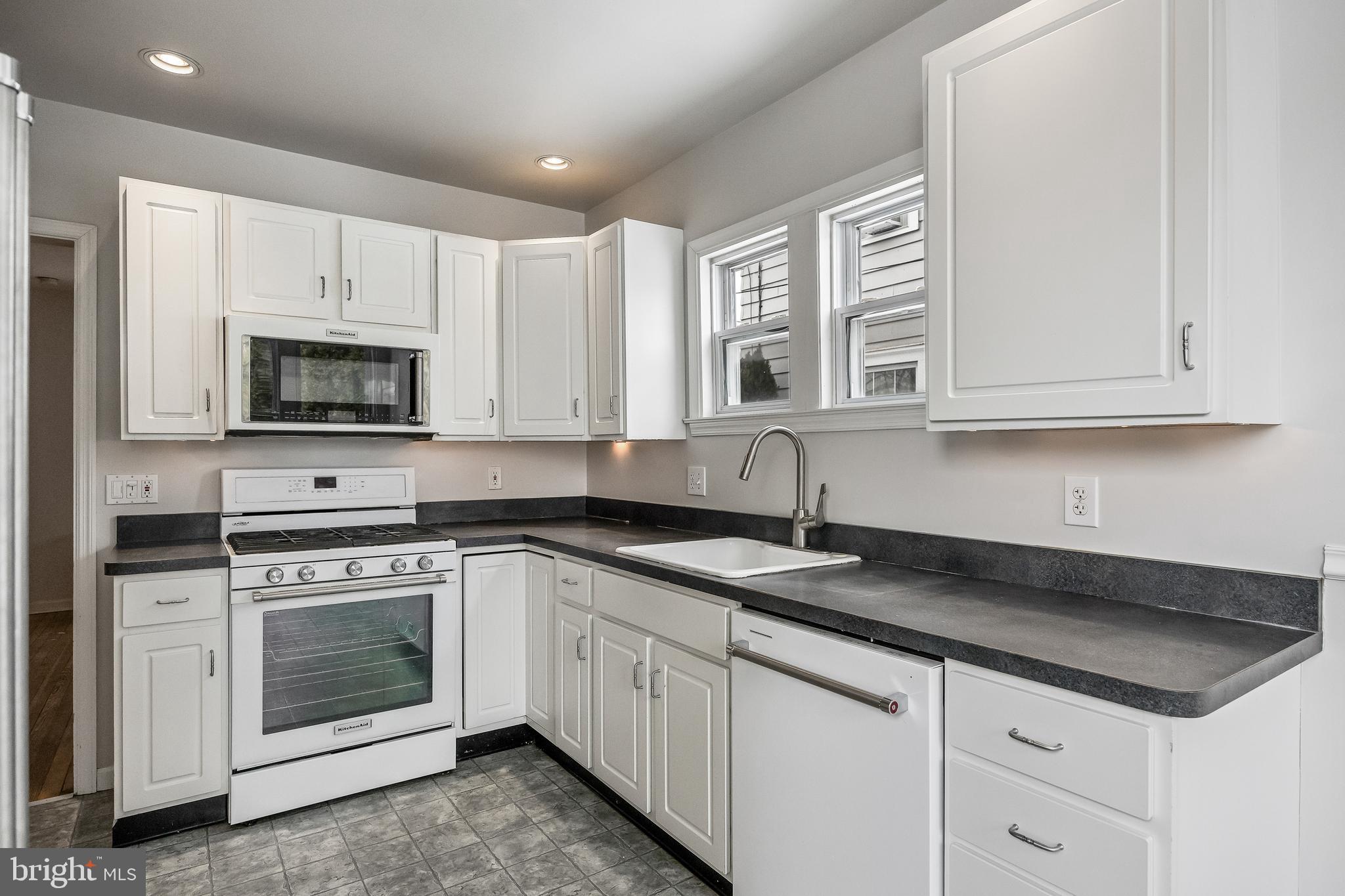 NONE AVA ILABLE - Residential