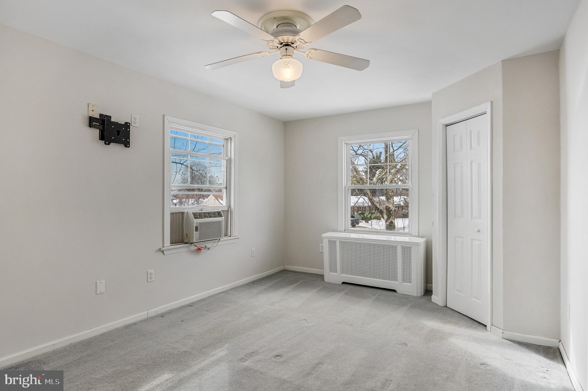 NONE AVA ILABLE - Residential