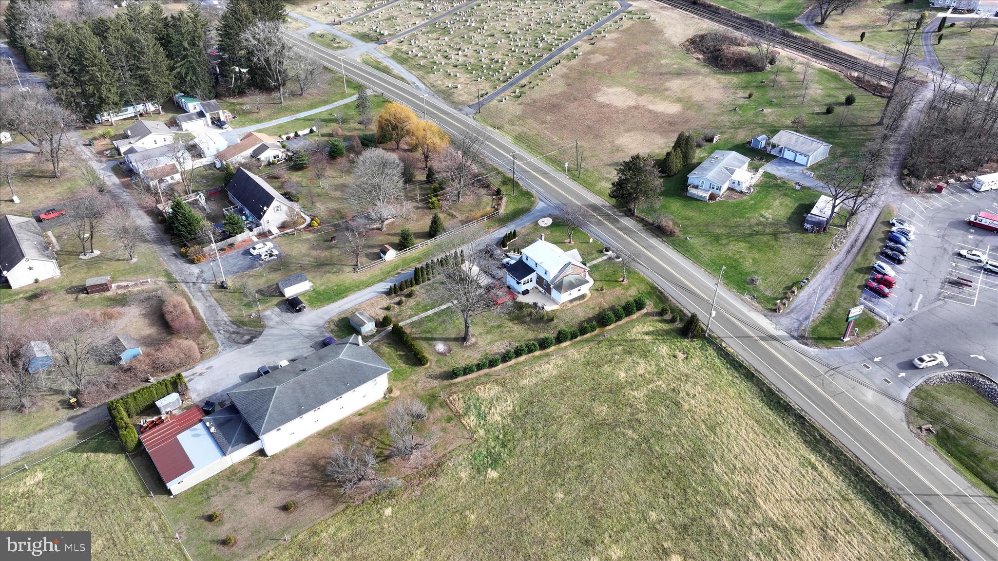 FARMING RIDGE - Residential