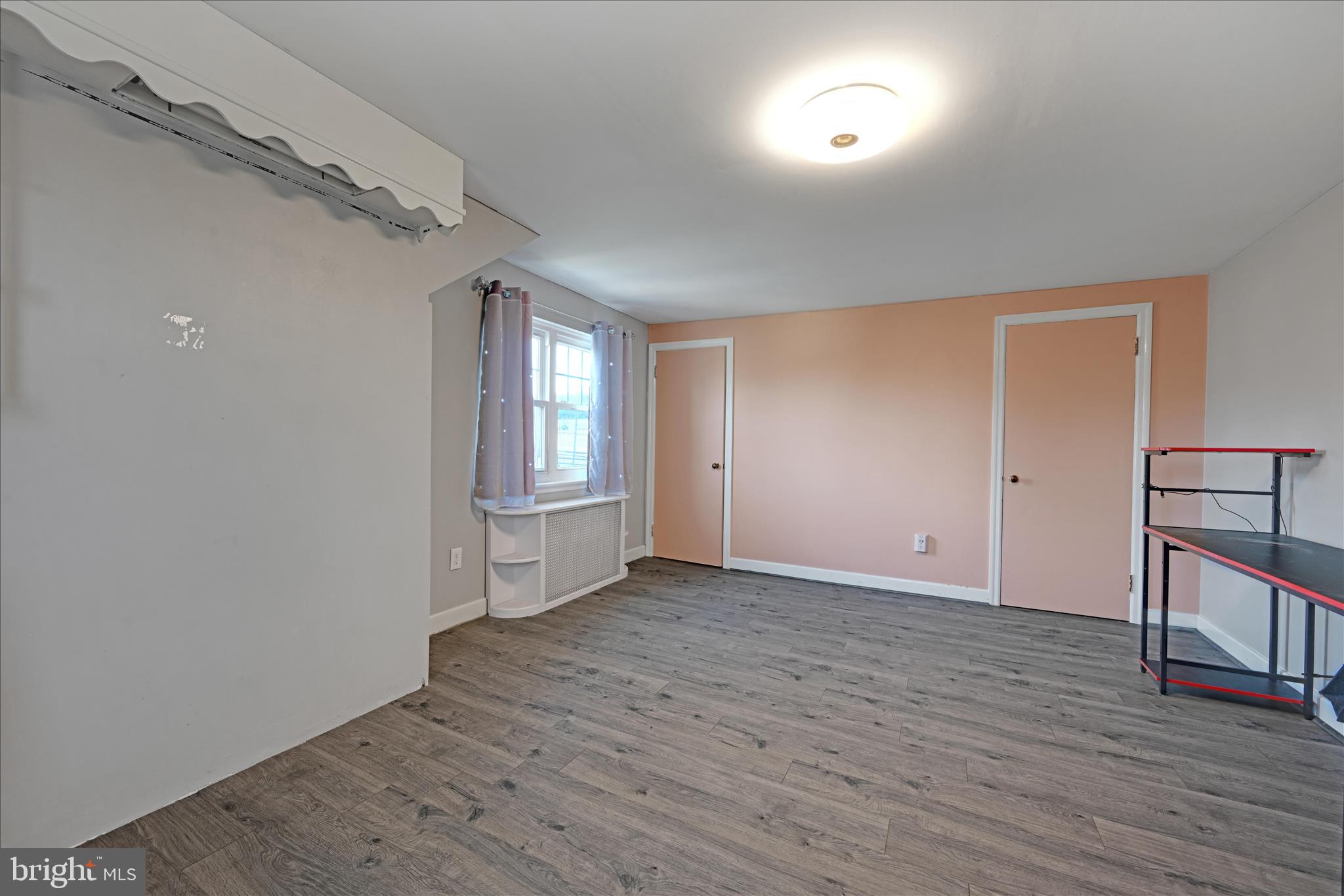 FARMING RIDGE - Residential