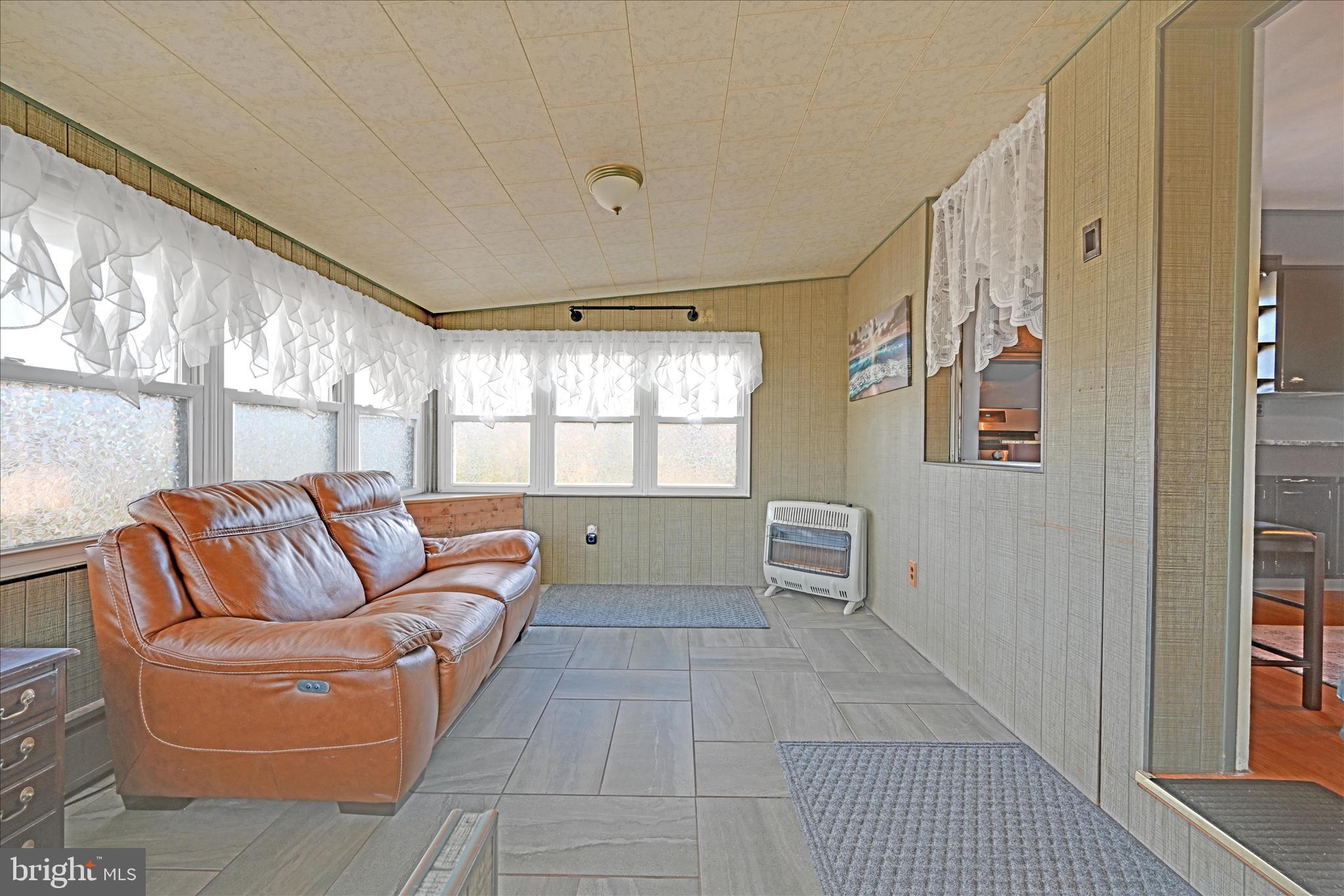 FARMING RIDGE - Residential