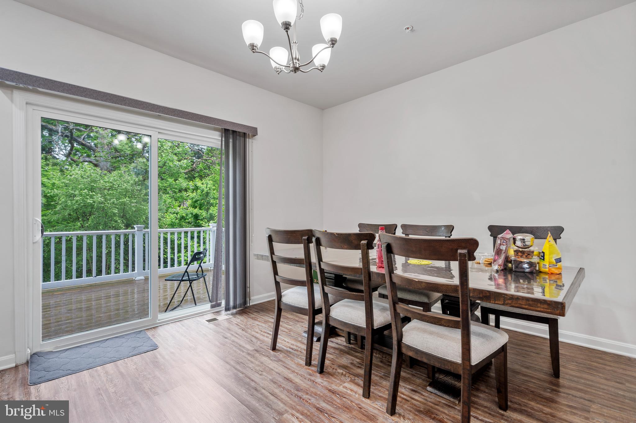 PARKSIDE - Residential Lease