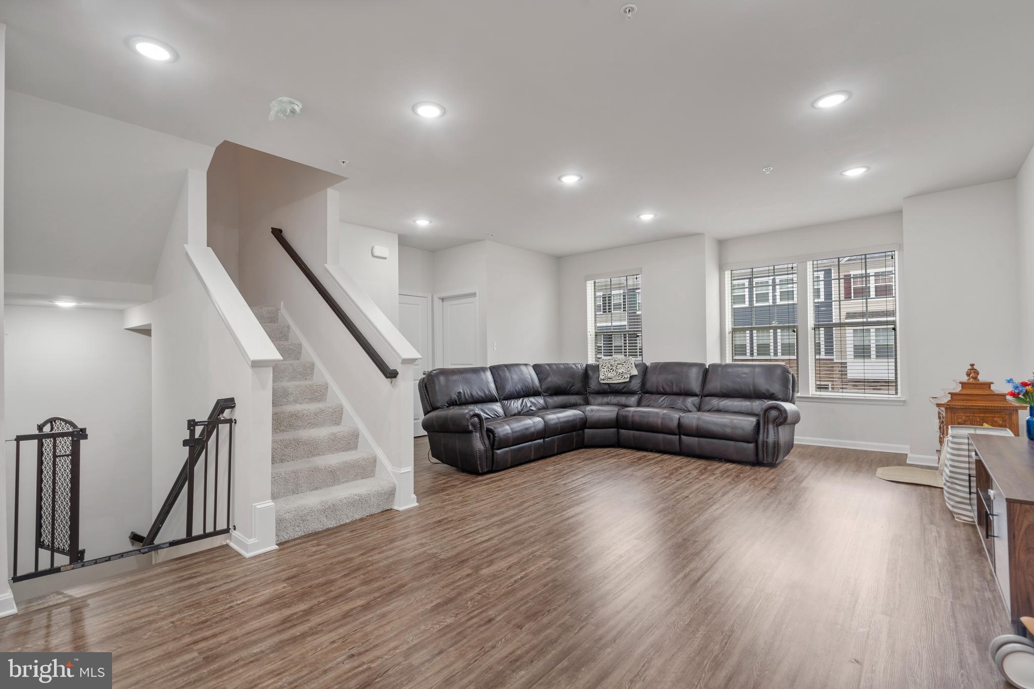 PARKSIDE - Residential Lease