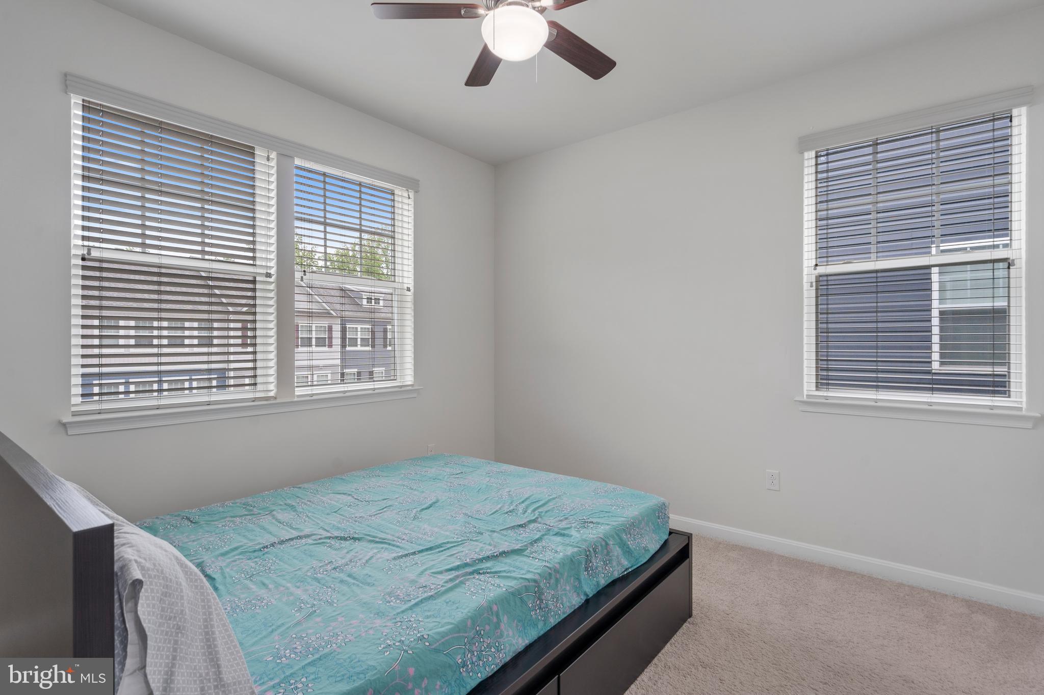 PARKSIDE - Residential Lease