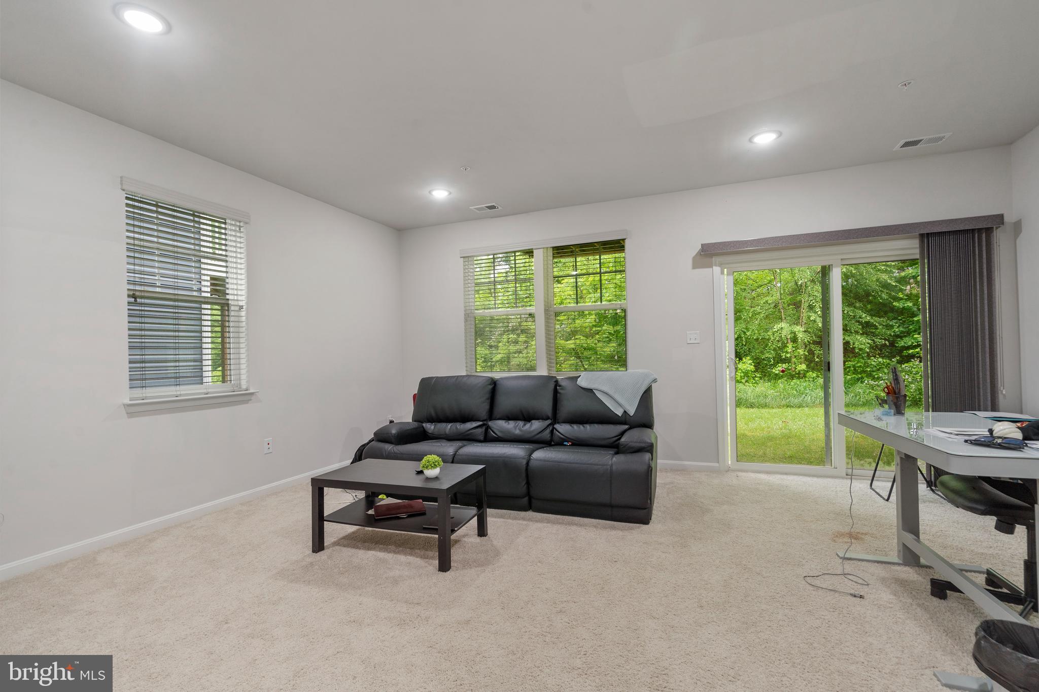 PARKSIDE - Residential Lease