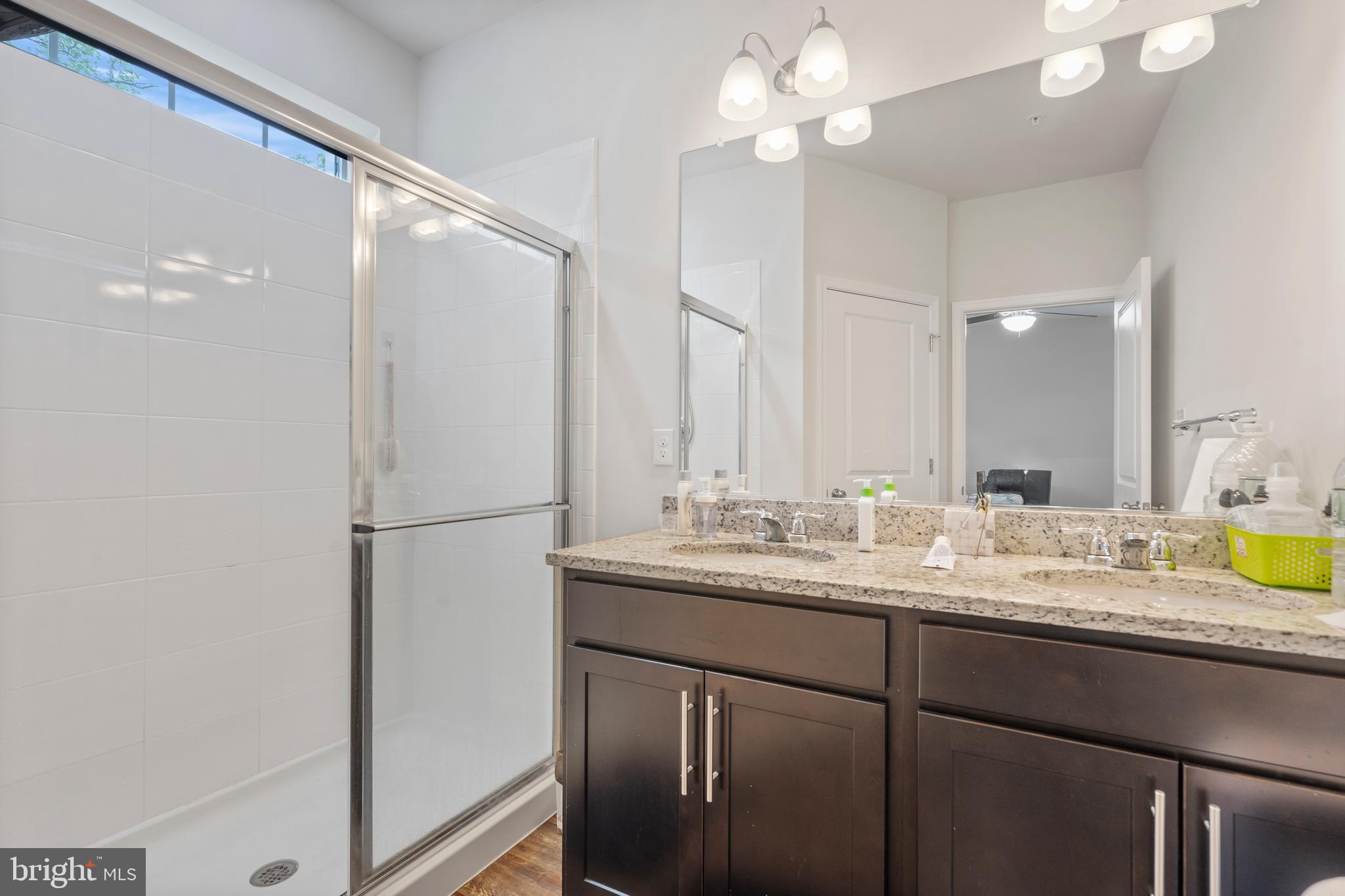 PARKSIDE - Residential Lease