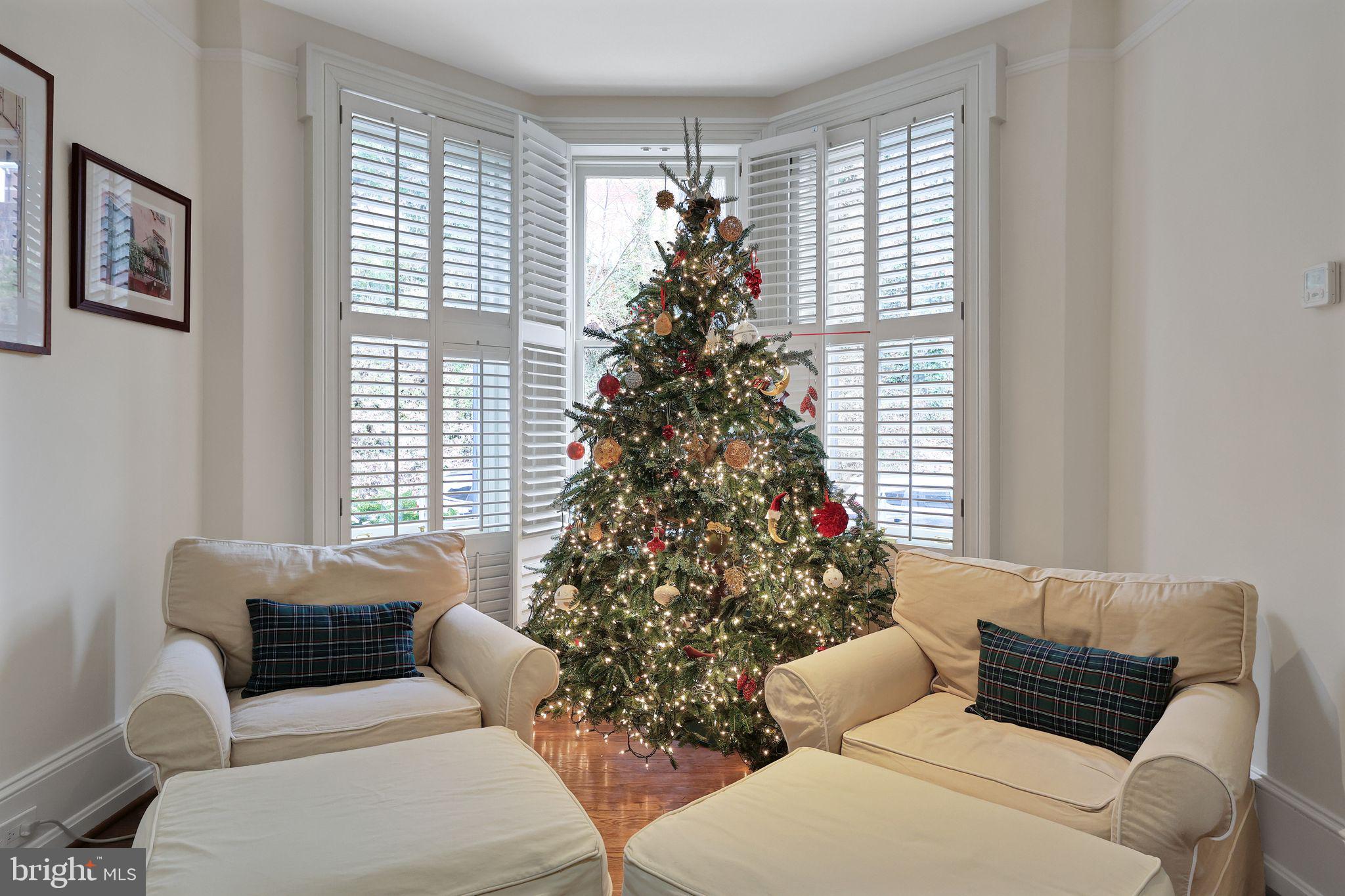 2230 DECATUR PLACE NW