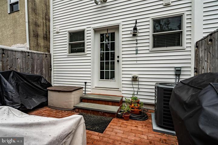 WEST CHESTER - Residential