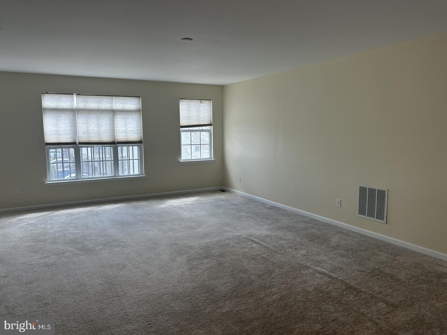 442 TOFTREES DRIVE