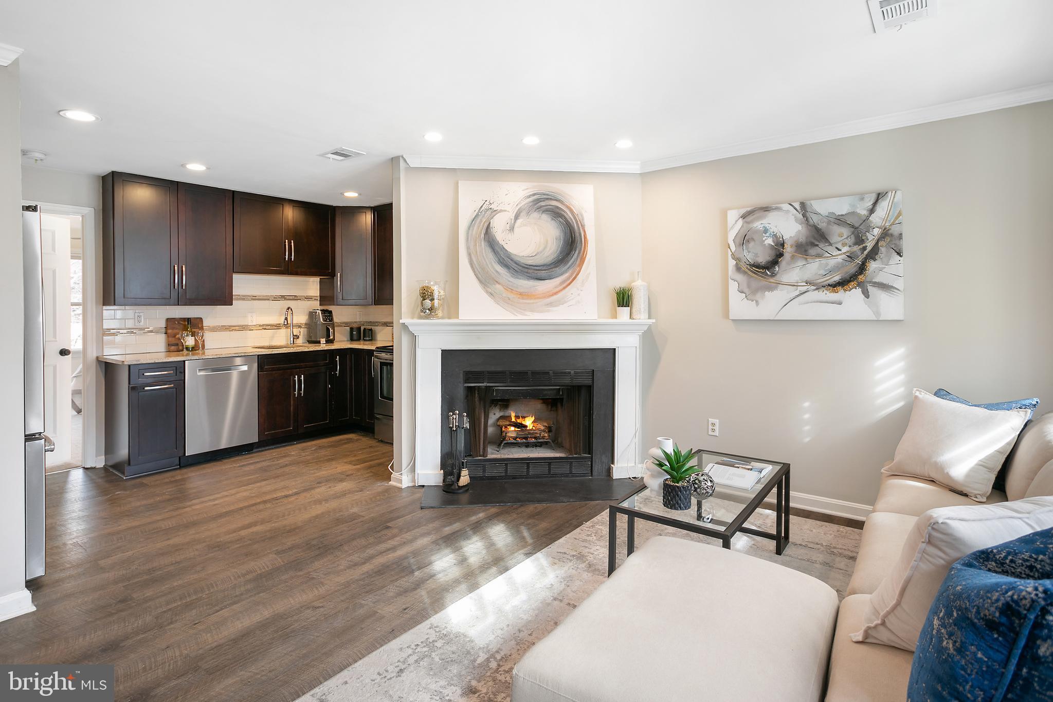 2538 FAIRFAX DRIVE C