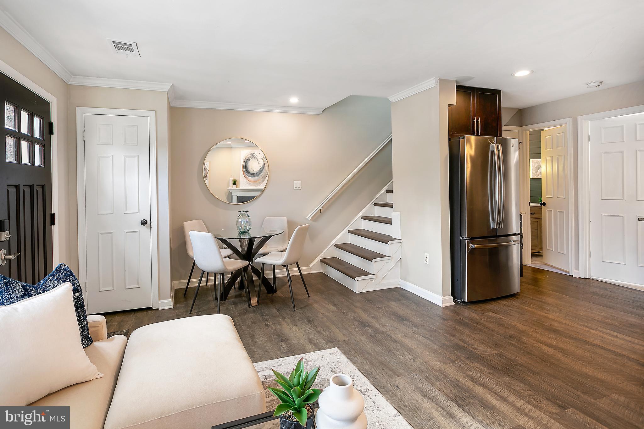 2538 FAIRFAX DRIVE C