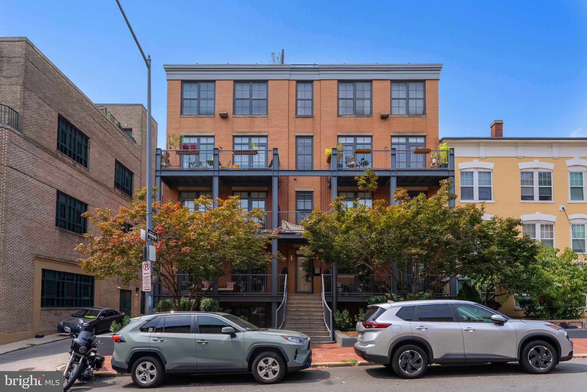 2412 17TH STREET NW 301