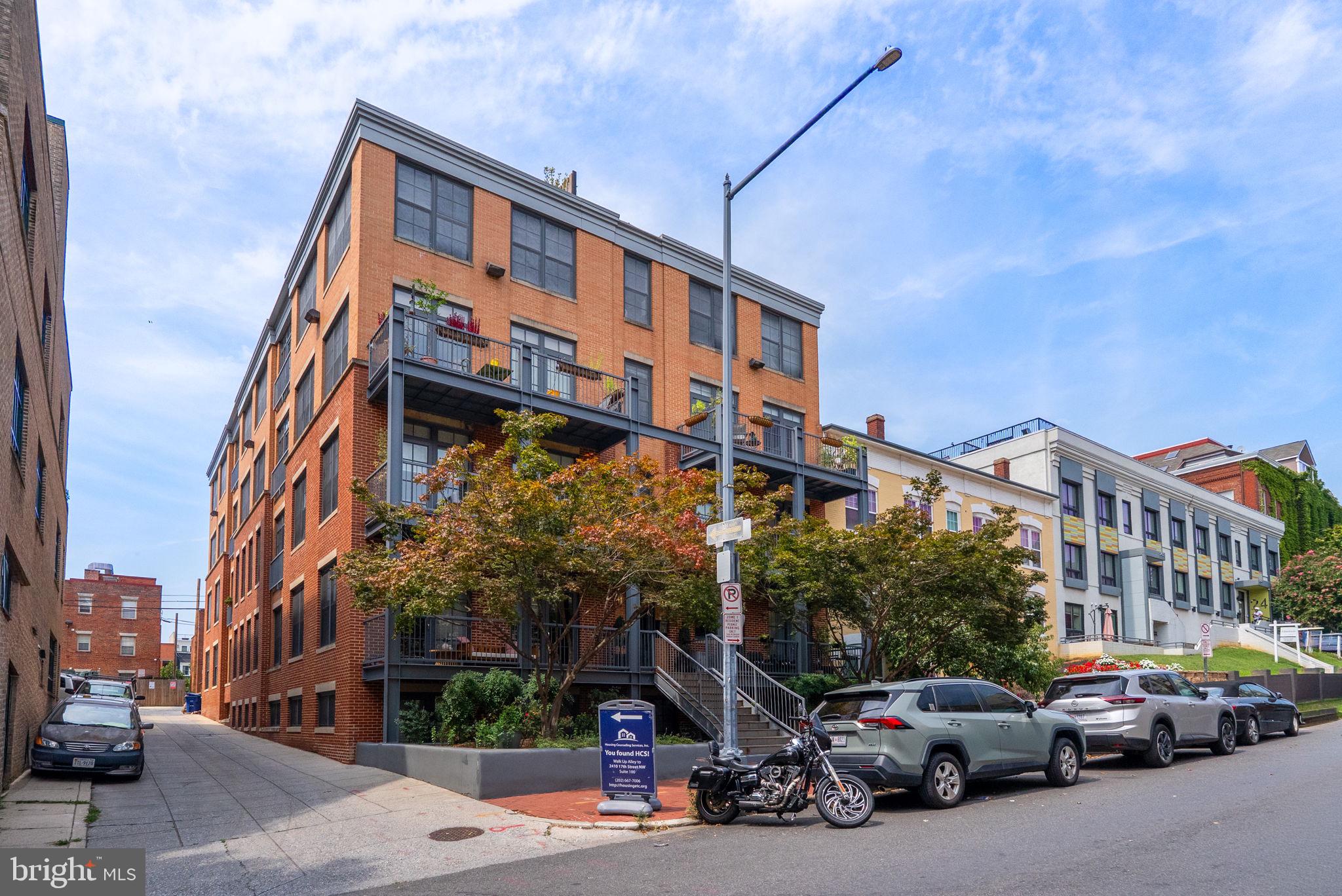 2412 17TH STREET NW 301