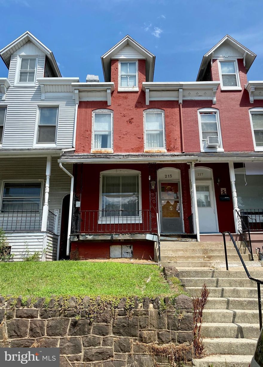 INVESTOR SPECIAL! A 3 bedroom, 1 bath home with attic and basement storage is selling AS IS!! This home features a front porch, spacious living room, dining room and eat in kitchen. The back yard features a patio waiting for you to entertain your friends and family!