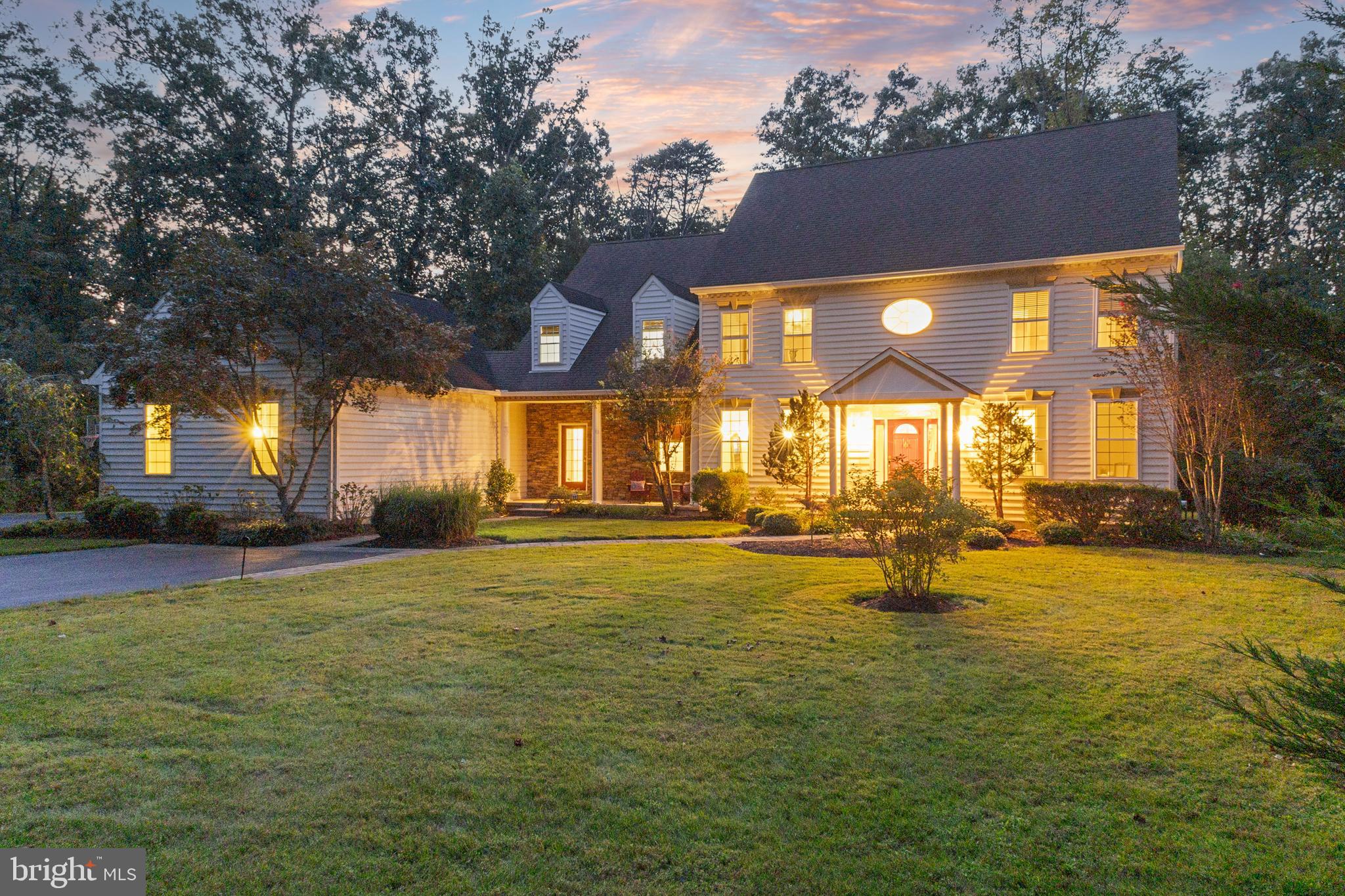 210 CANTERWOOD COURT