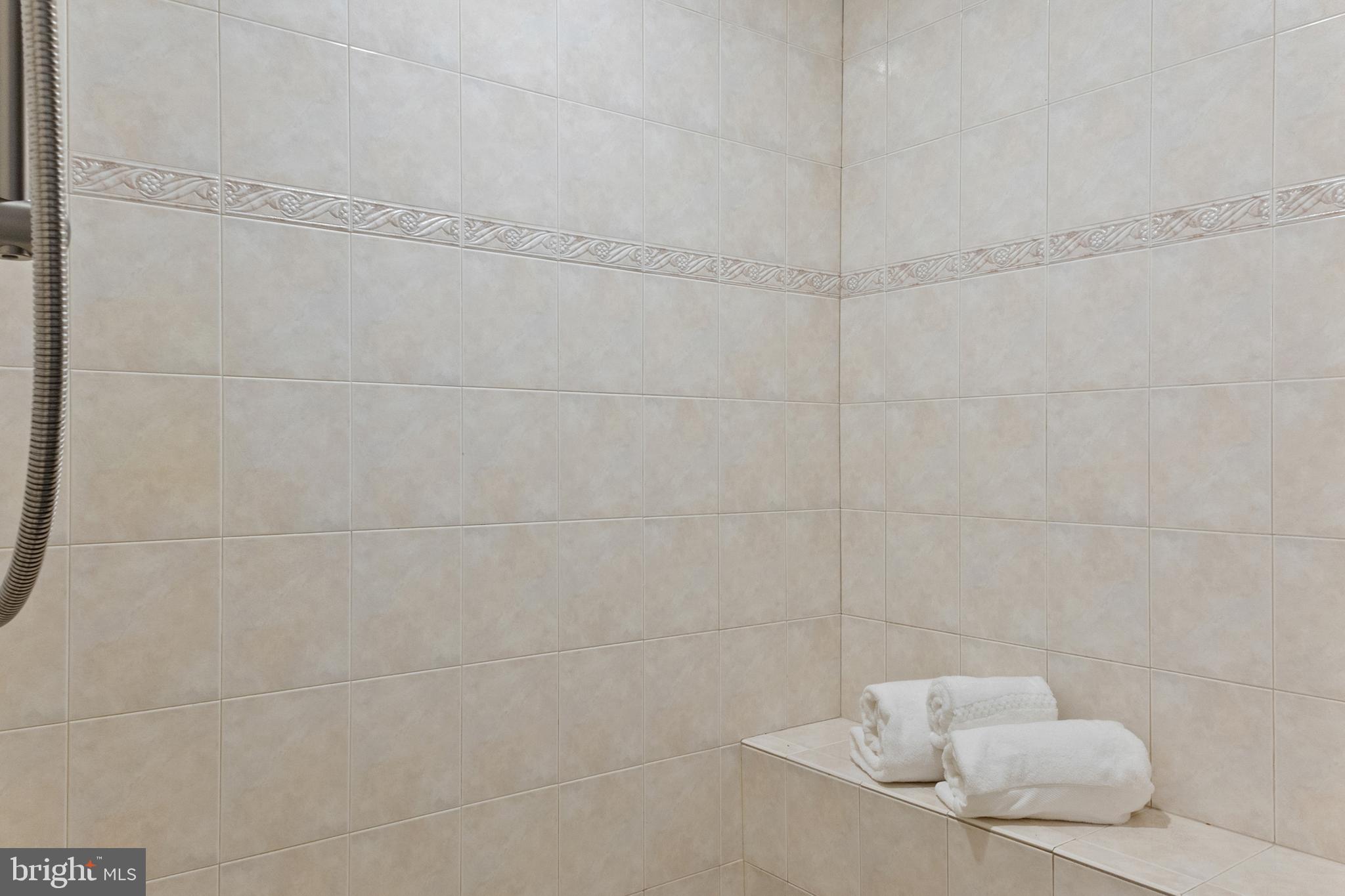 OLD MILL BOTTOM ESTATES - Residential