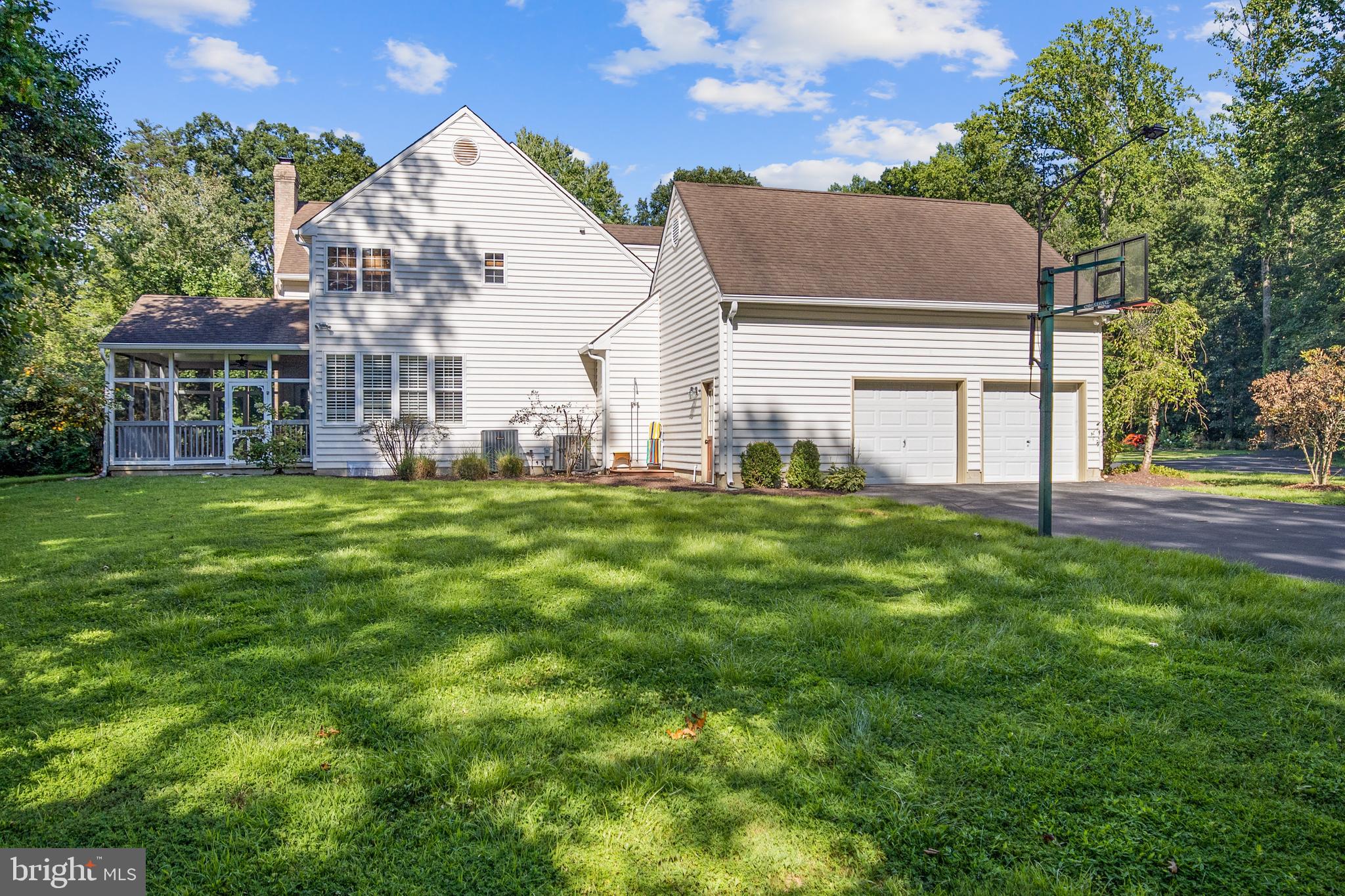 OLD MILL BOTTOM ESTATES - Residential