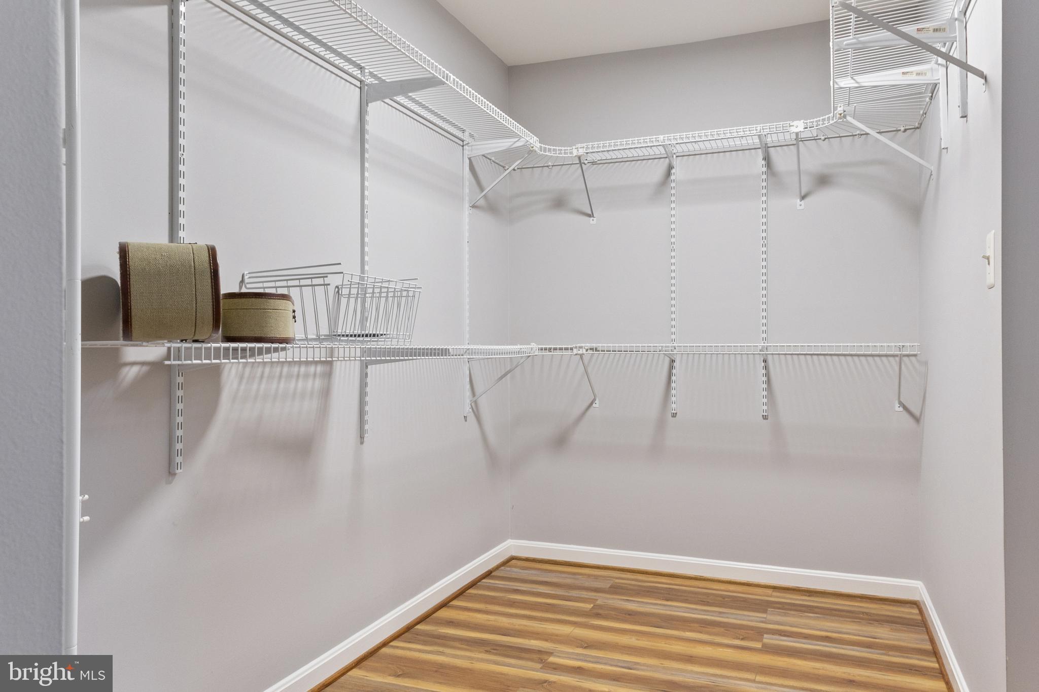 OLD MILL BOTTOM ESTATES - Residential