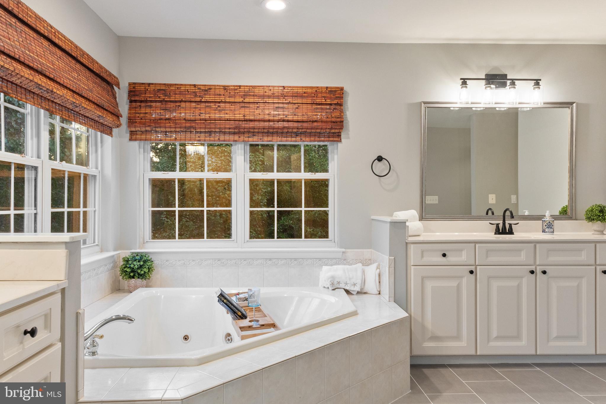 OLD MILL BOTTOM ESTATES - Residential